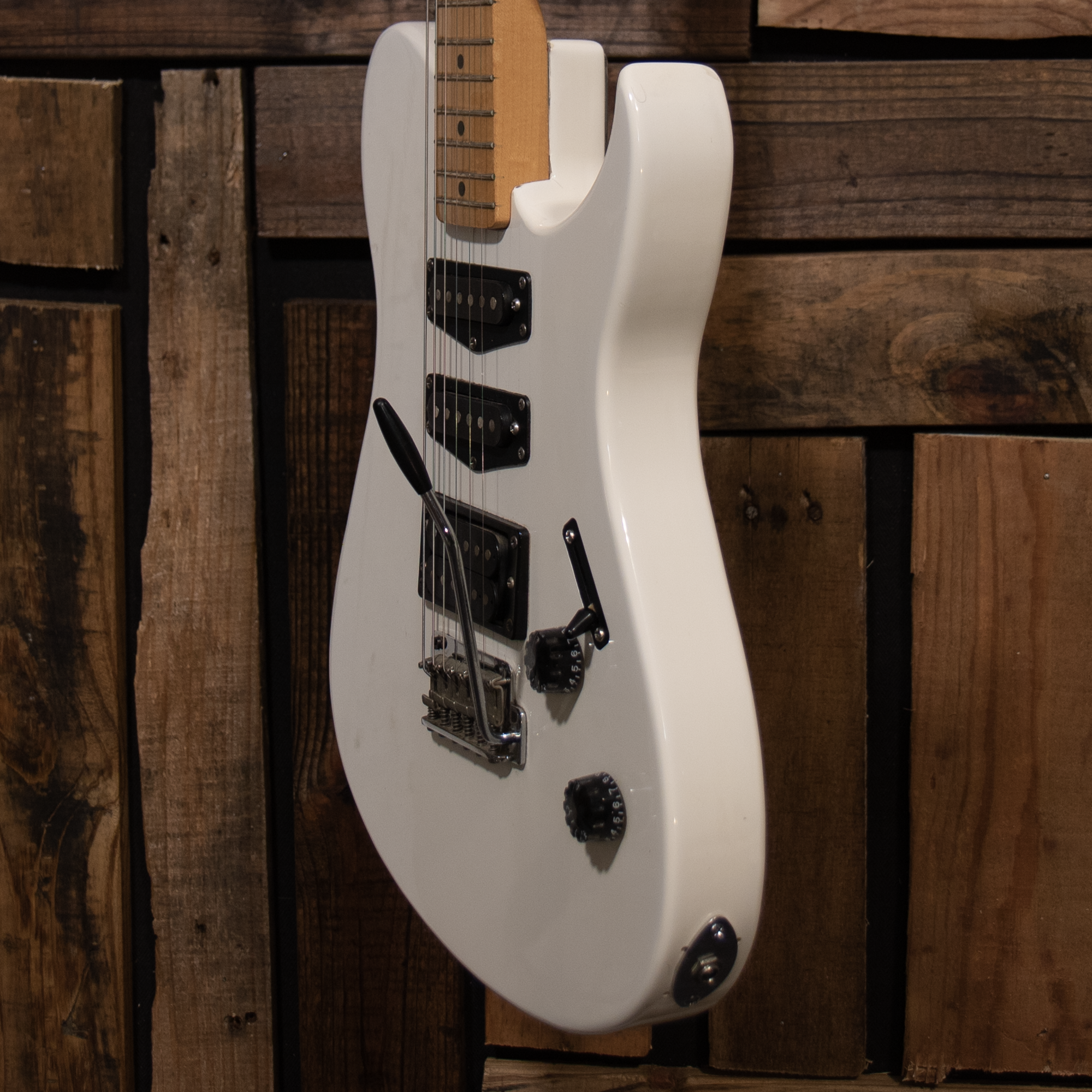 Squier 1980s Bullet 1 MIJ