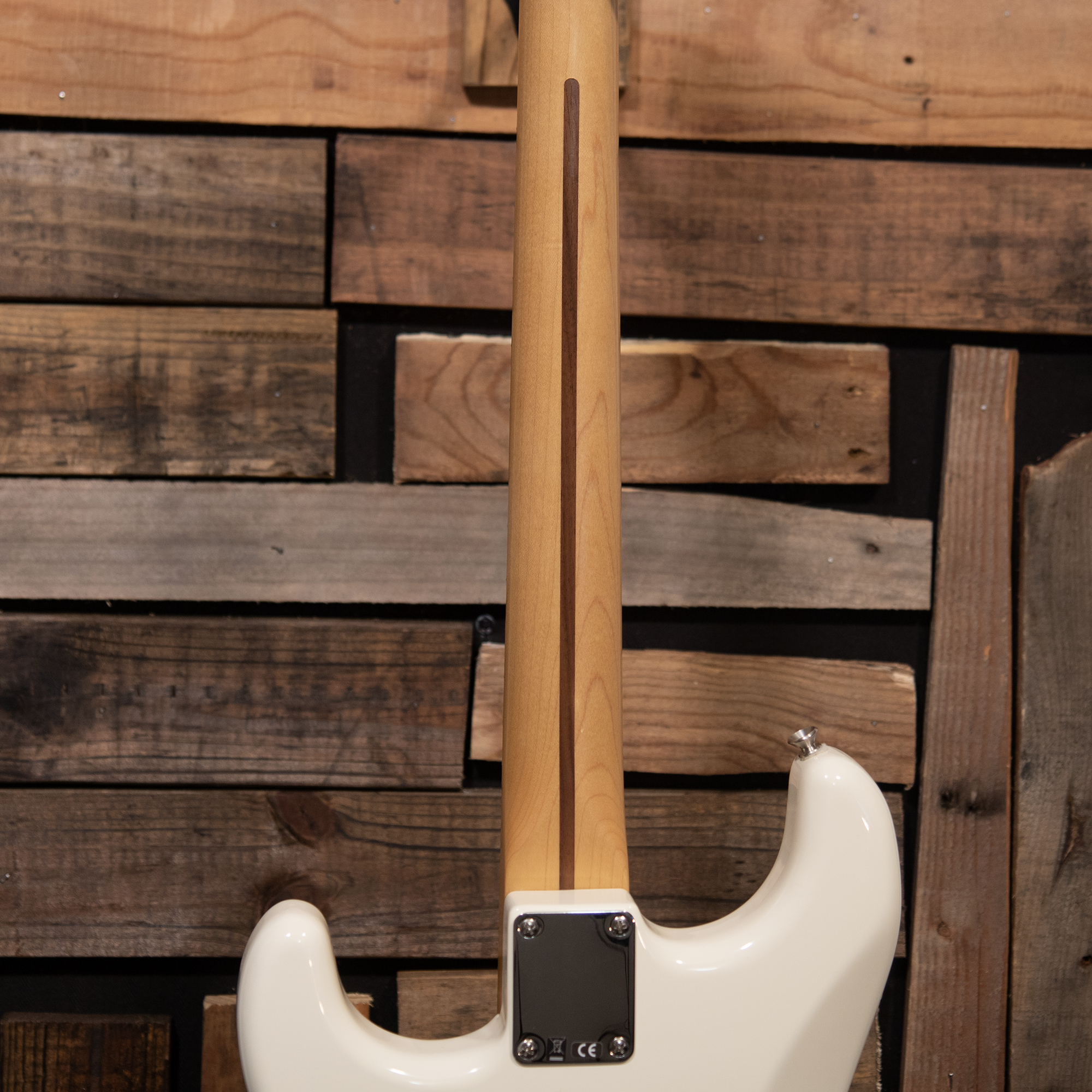2012 Fender Mexican Standard Stratocaster - Arctic White