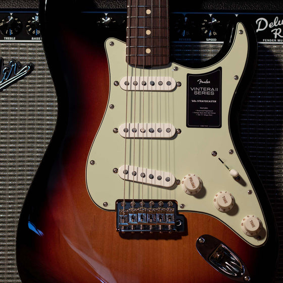 Vintera II 60s Strat RW,3TS w/Bag