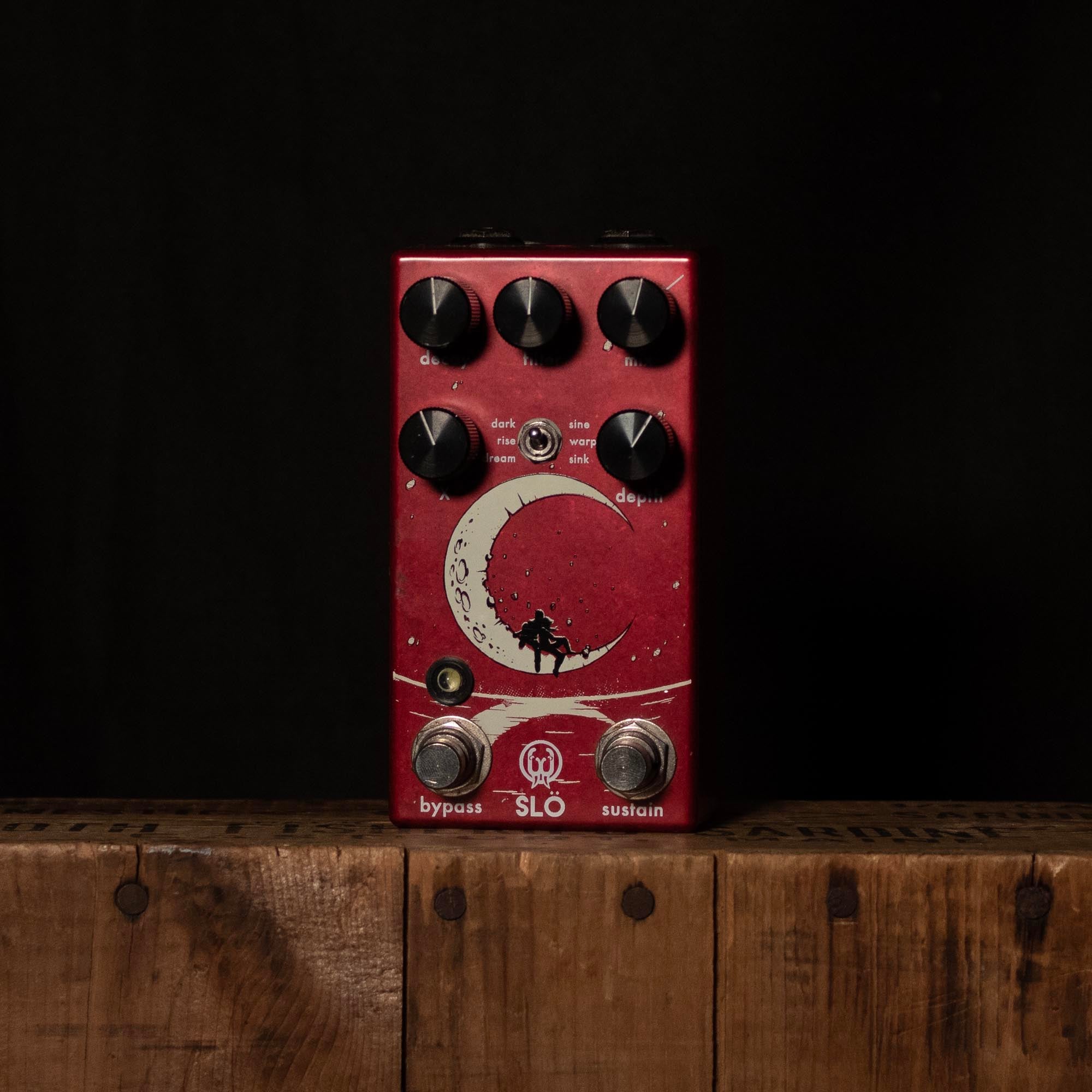 Walrus Audio Slö Multi Texture Reverb - Red (Gear Hero Exclusive)