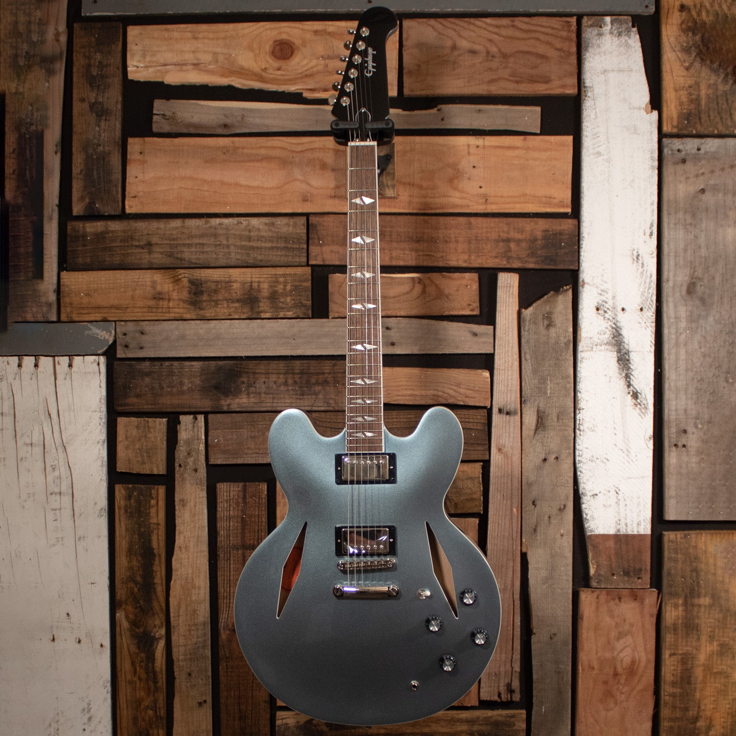 Epiphone Dave Grohl DG-335