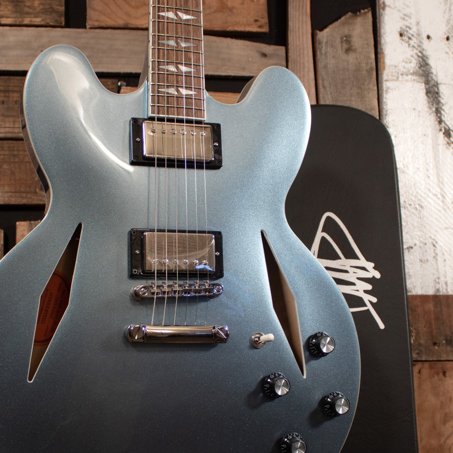 Epiphone Dave Grohl DG-335