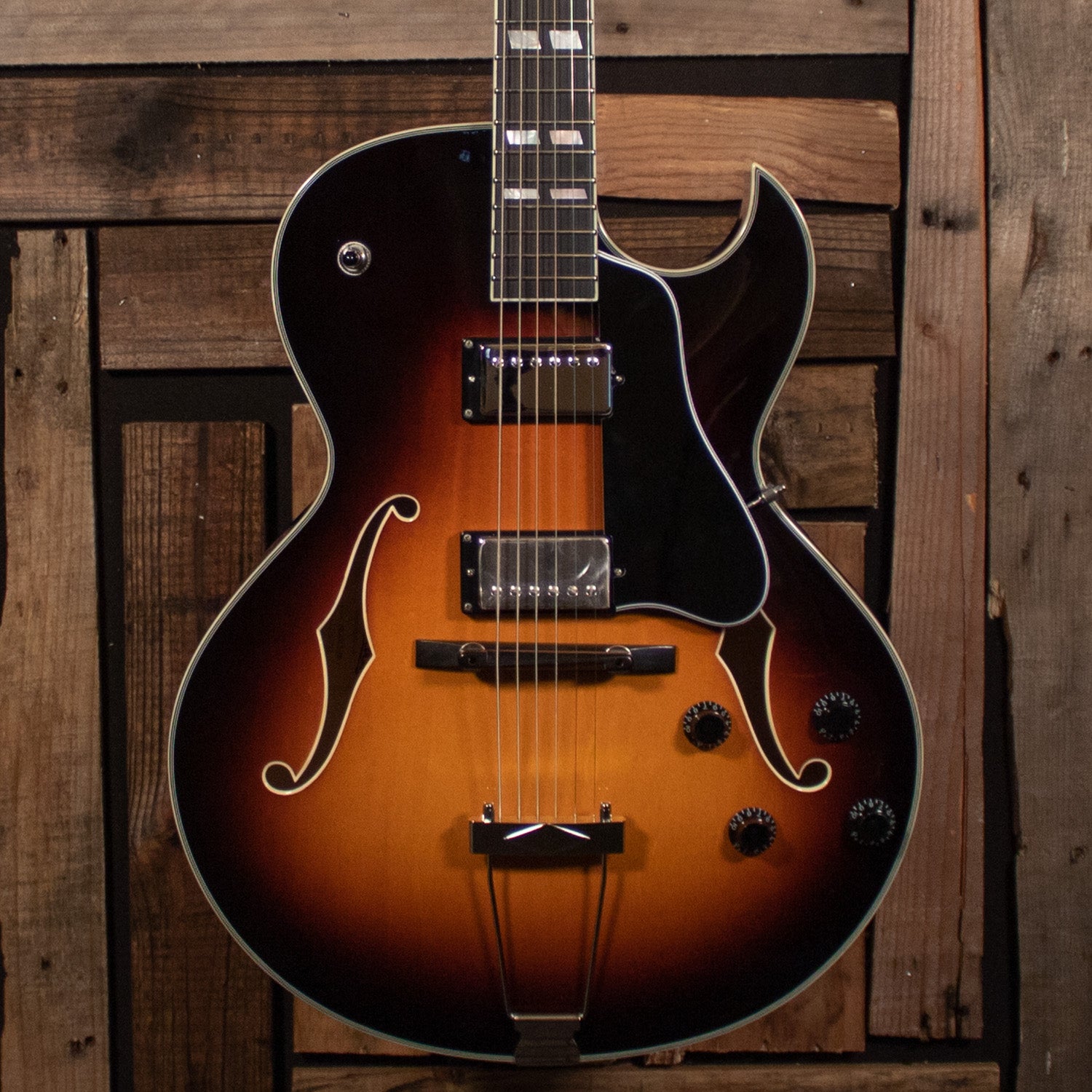 Eastman AR372CE SB Hollowbody Archtop Guitar