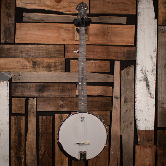 Deering Vega White Oak Banjo 11"