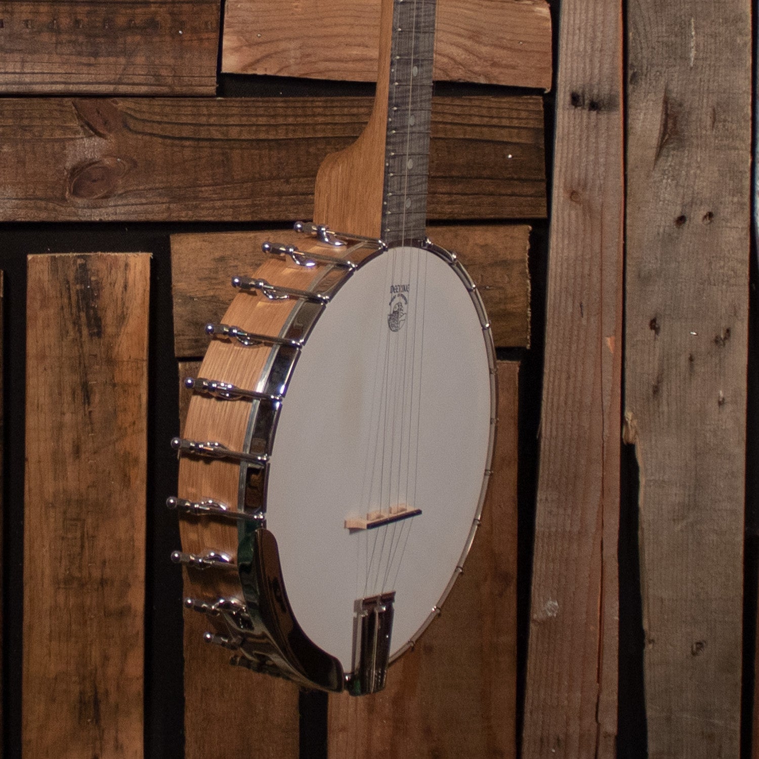 Deering Vega White Oak Banjo 11"