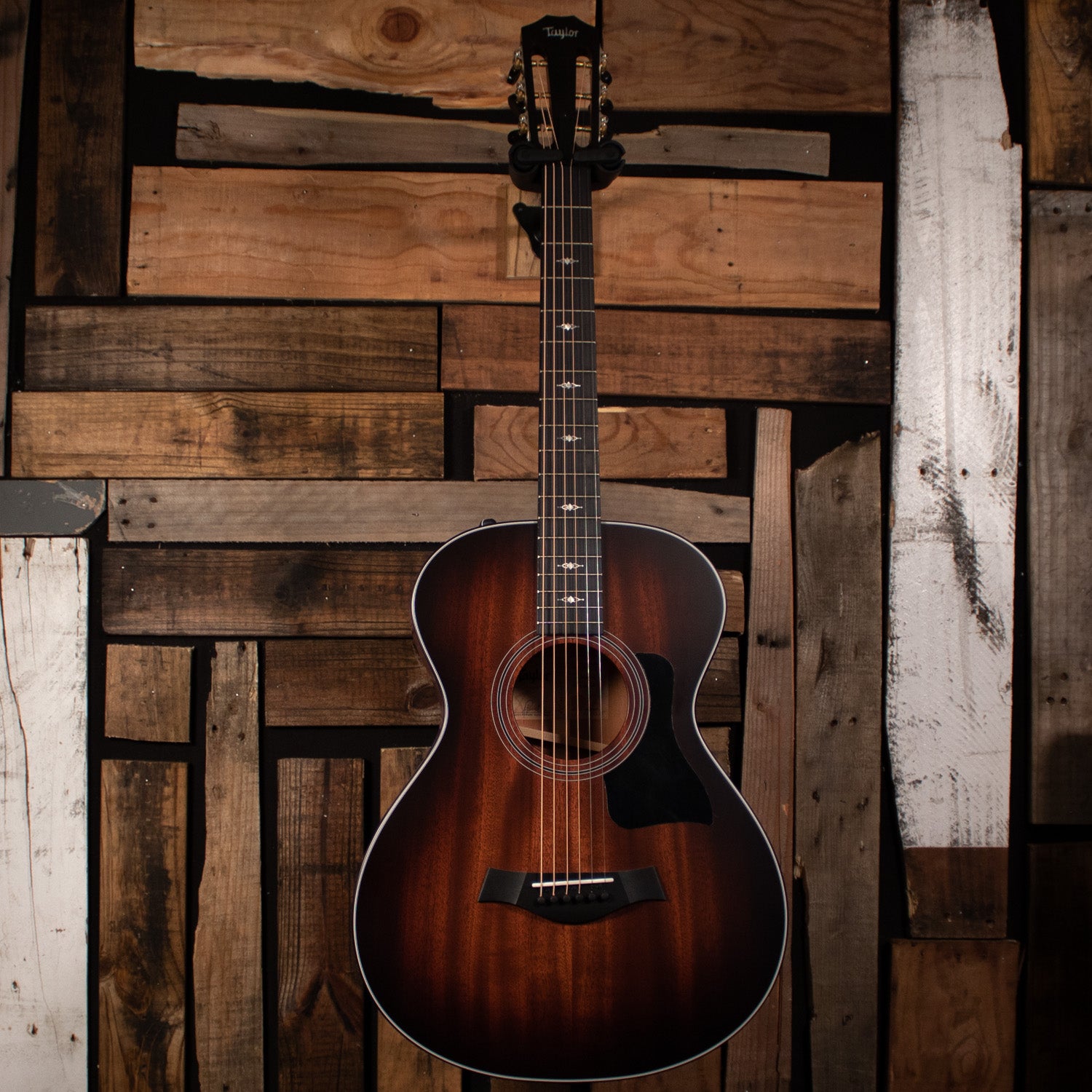 Taylor 322e 12-Fret