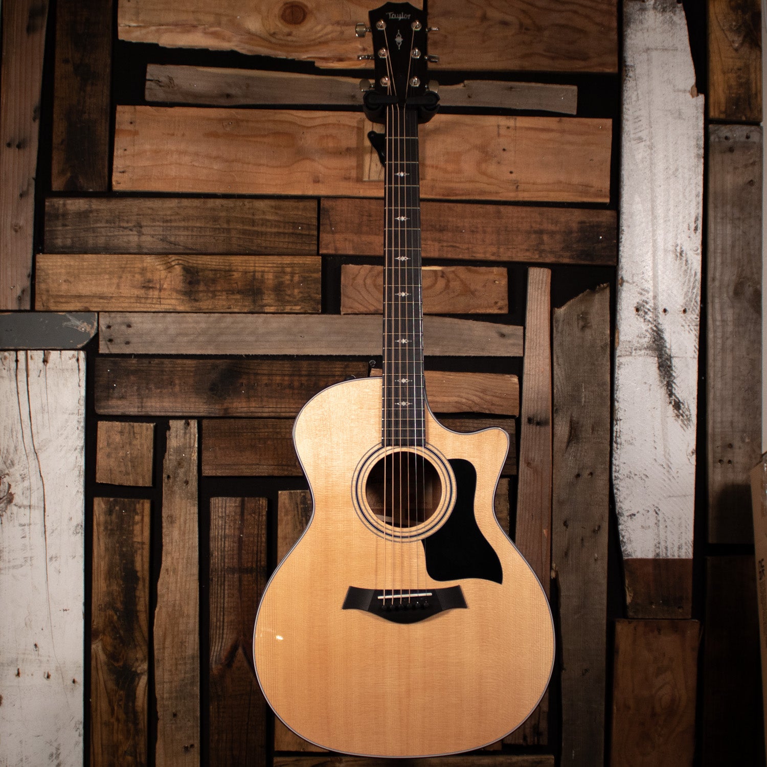 Taylor 314ce V-Class Acoustic-Electric Guitar