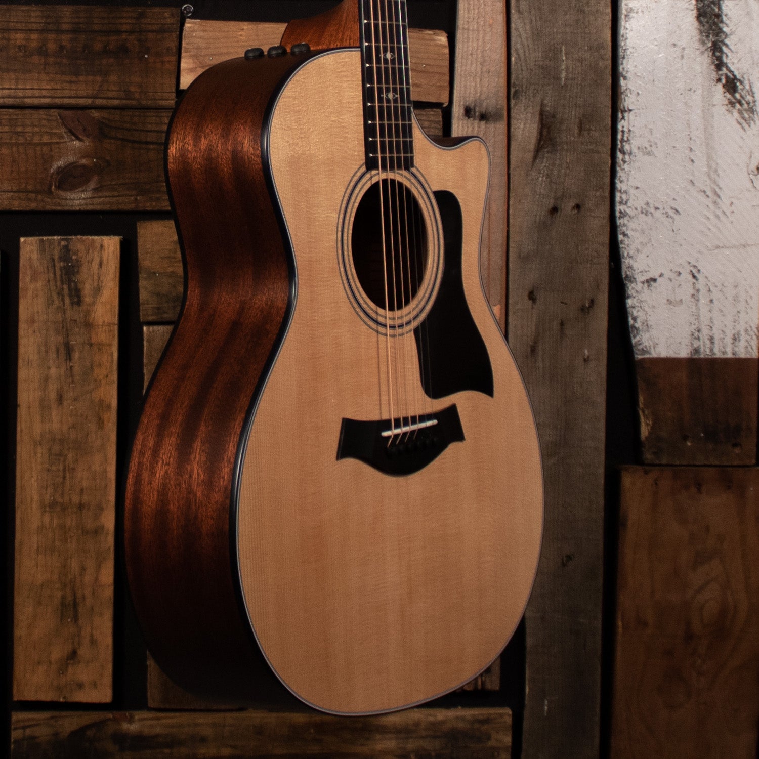 Taylor 314ce V-Class Acoustic-Electric Guitar