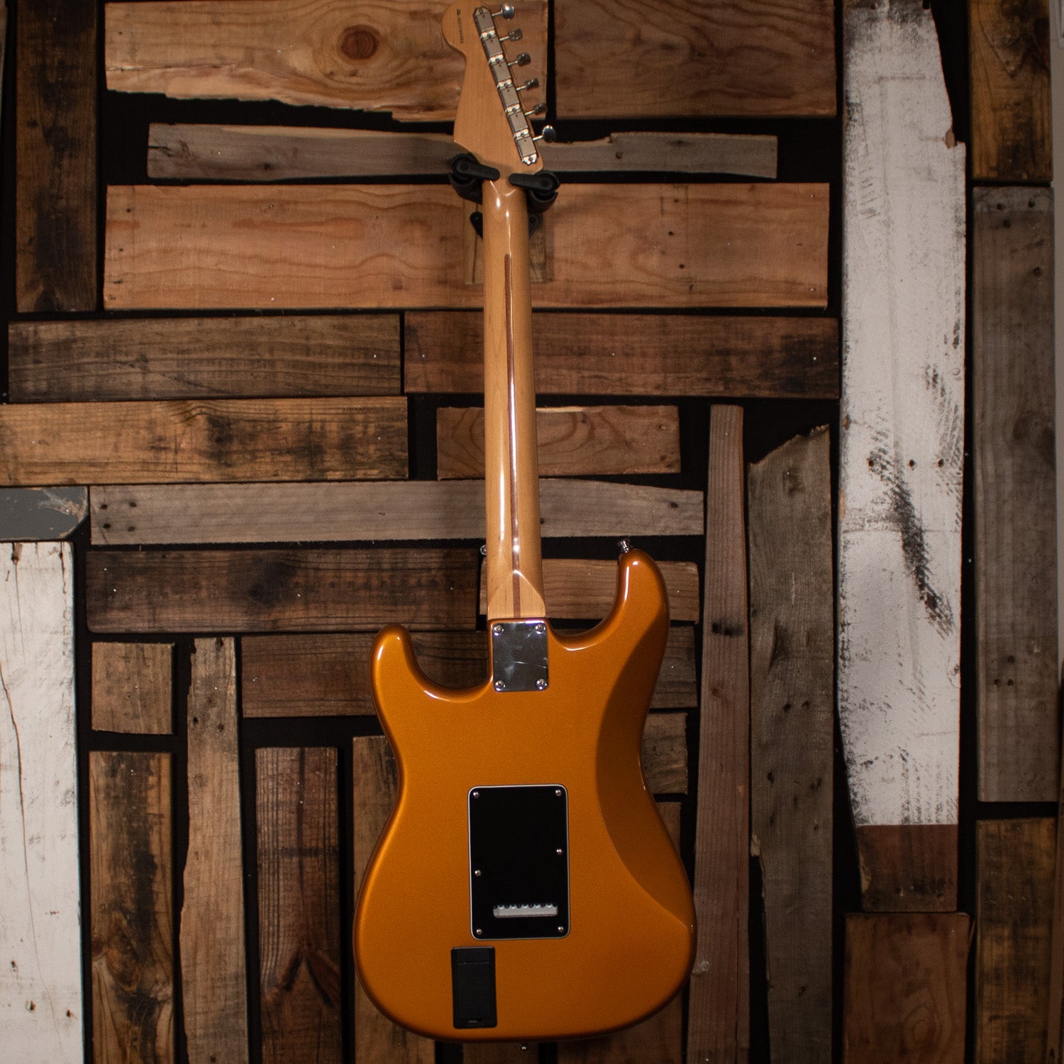 2005 Fender Deluxe Powerhouse Strat - Caramel Metallic