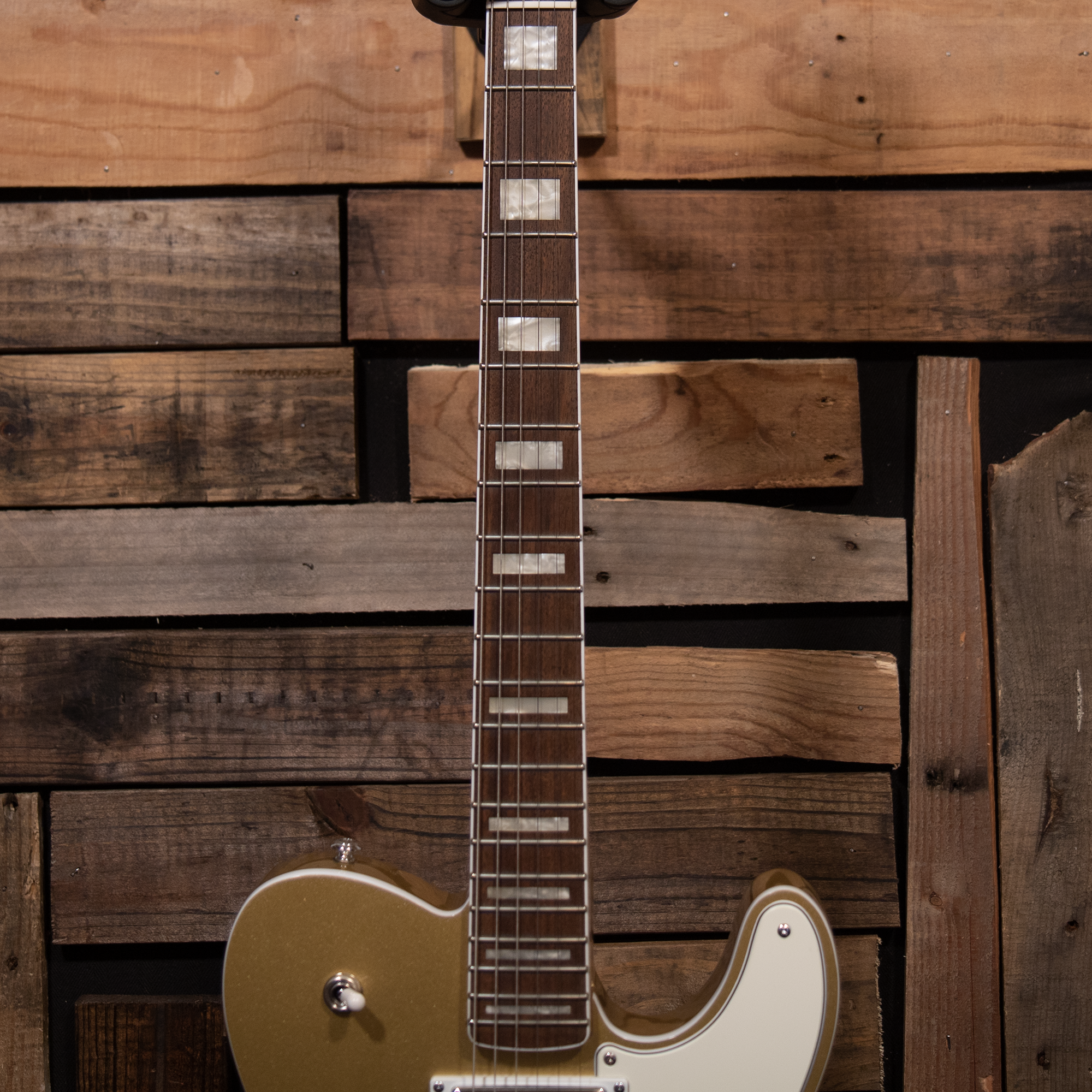 Squier Limited Edition Paranormal Troublemaker Telecaster Deluxe - Aztec Gold