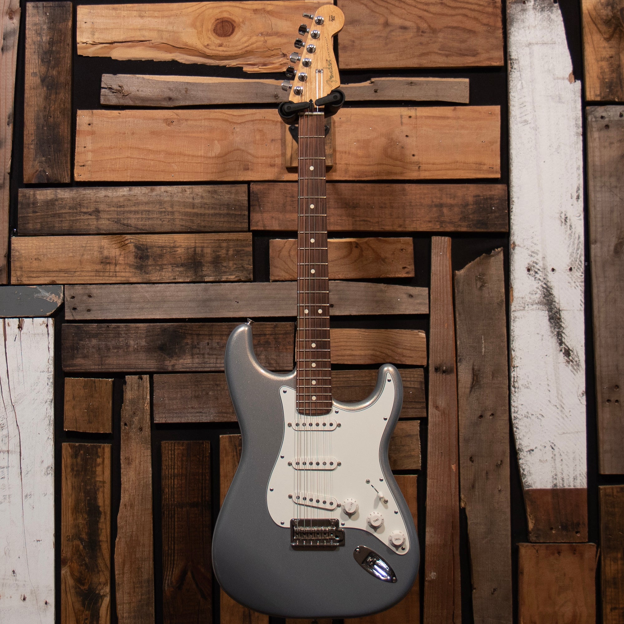 Fender Player Stratocaster - Inca Silver