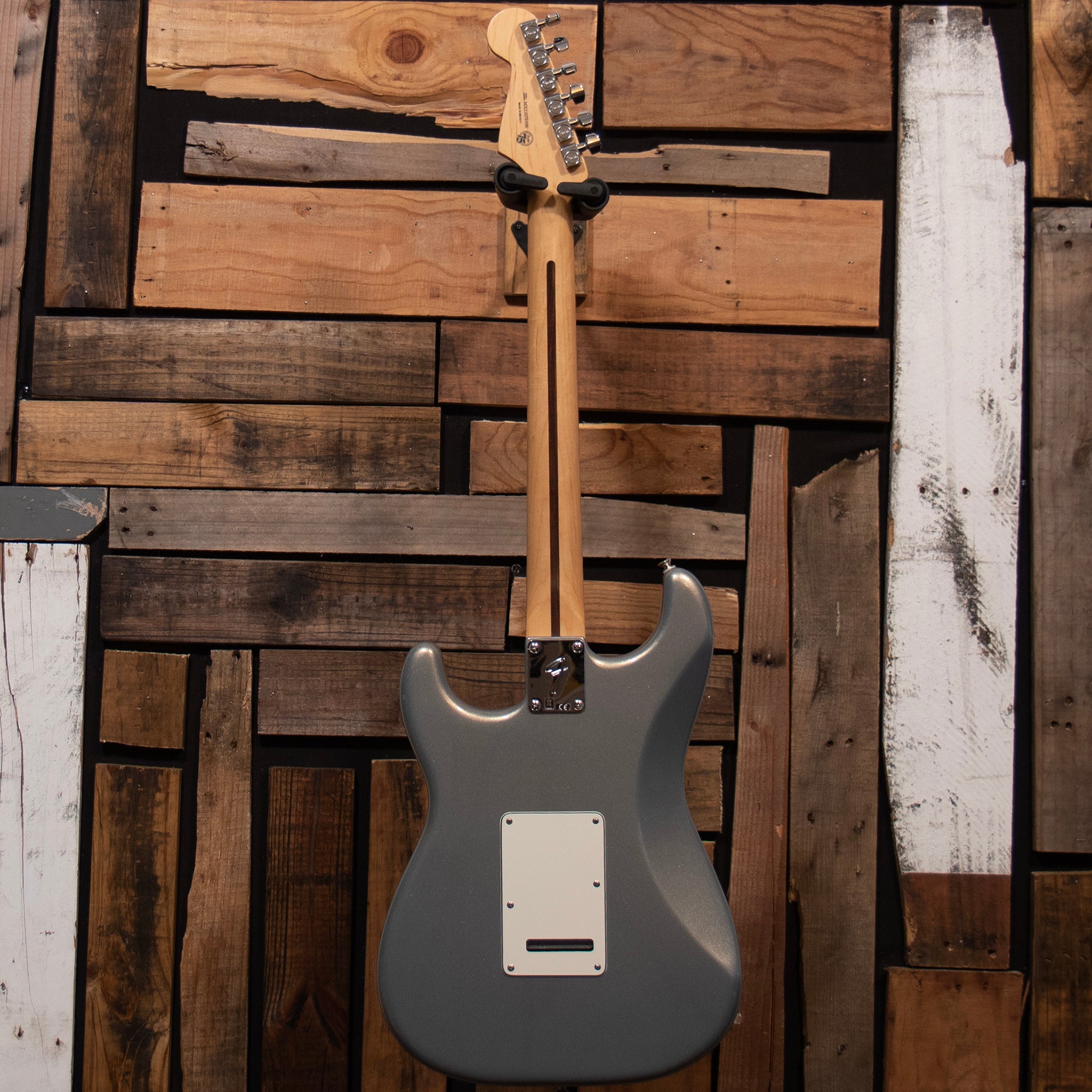 Fender Player Stratocaster - Inca Silver