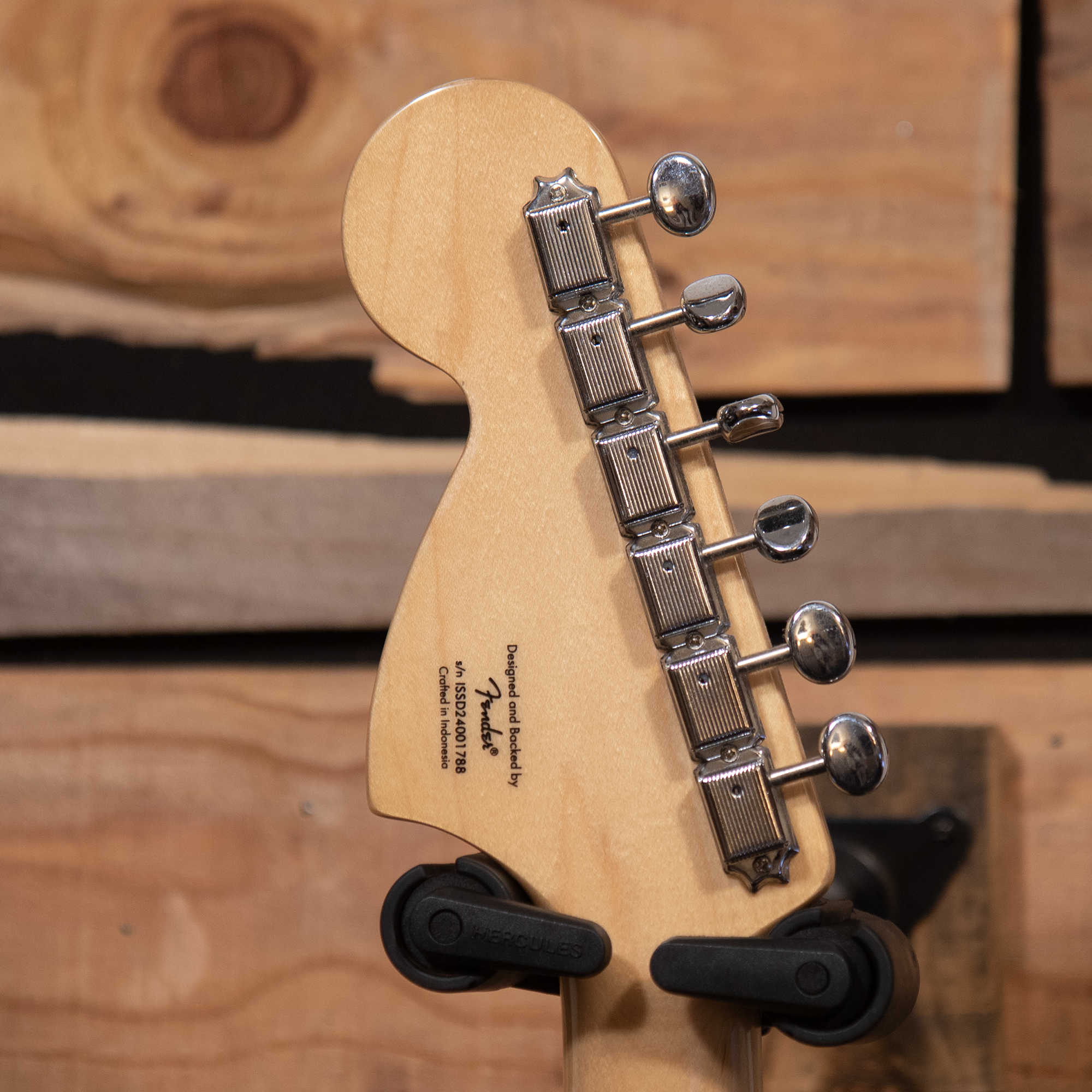 Squier Limited Edition Paranormal Troublemaker Telecaster Deluxe - Aztec Gold