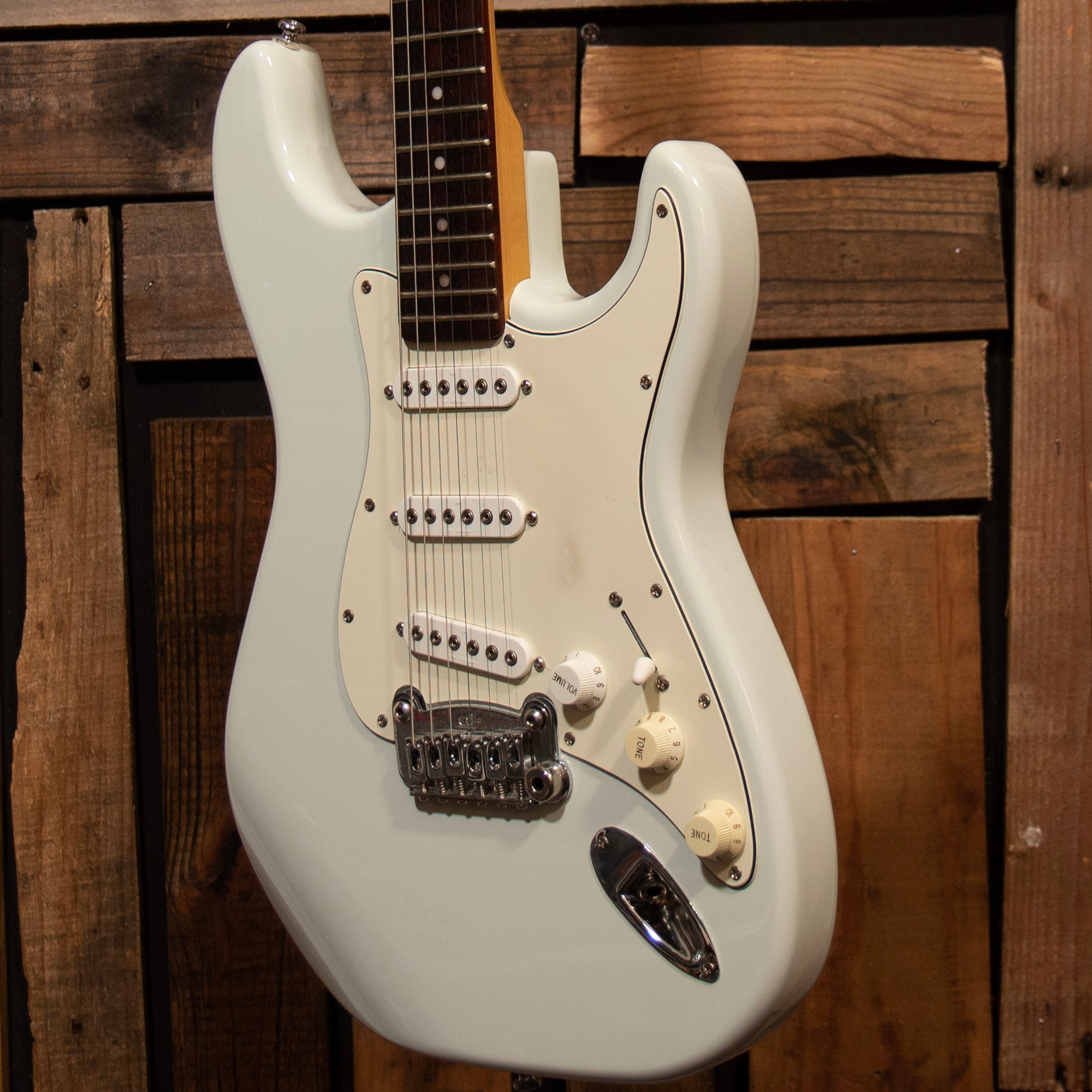 G&L S-500 Tribute　かなり美品です。 ジーアンドエル(G&L)|G&L/S500 TRIBUTE(MADE IN JAPAN|HARDOFF