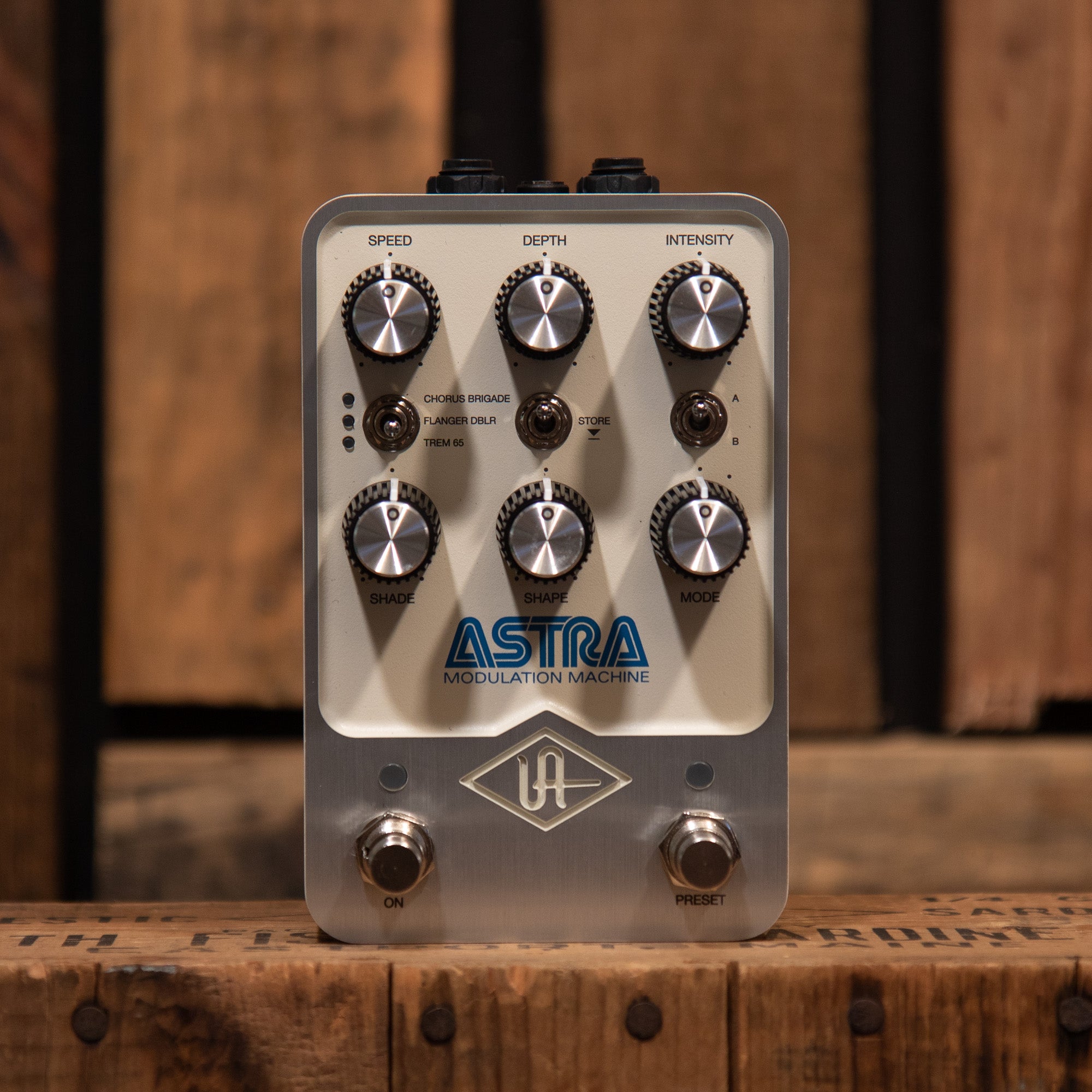 Universal Audio Astra Modulation Machine