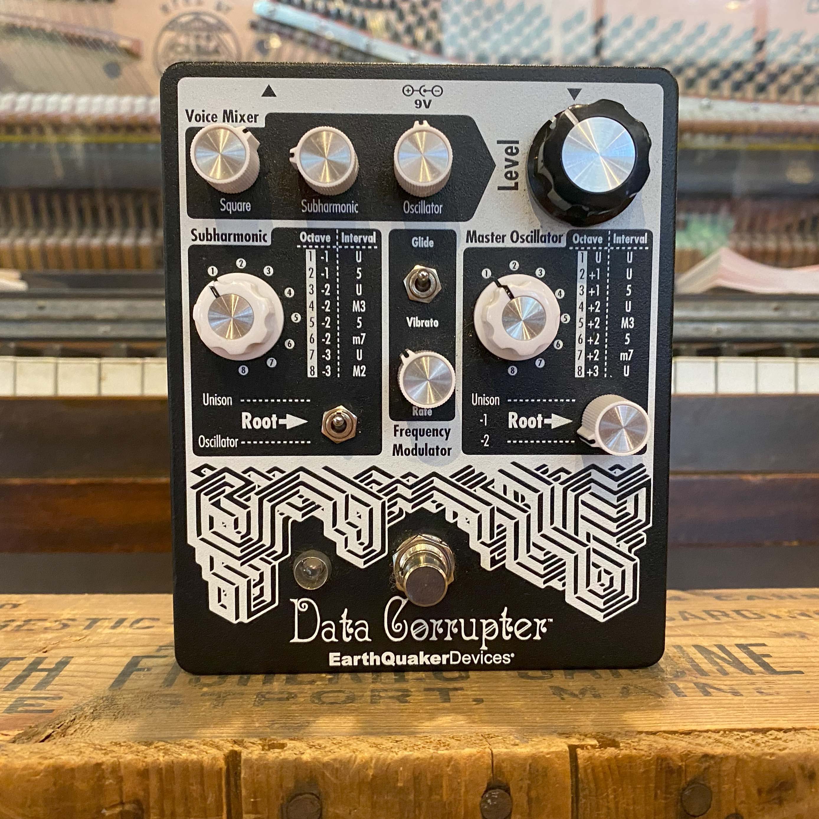 Used Earthquaker Devices Data Corrupter w/ Box