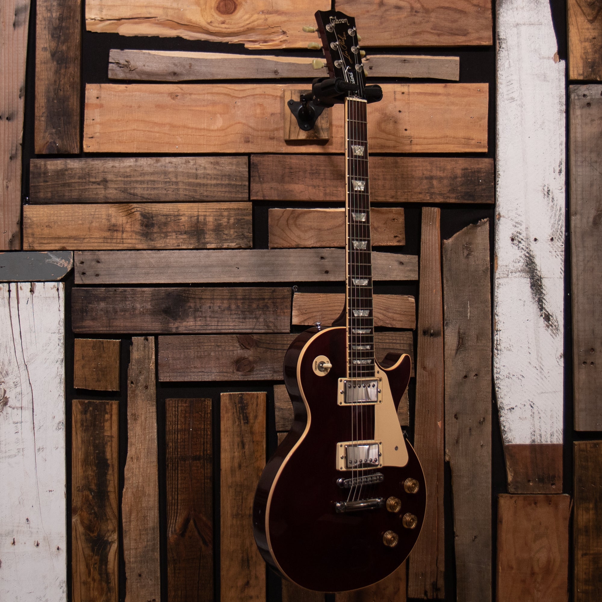 1988 Gibson Les Paul Standard - Wine Red