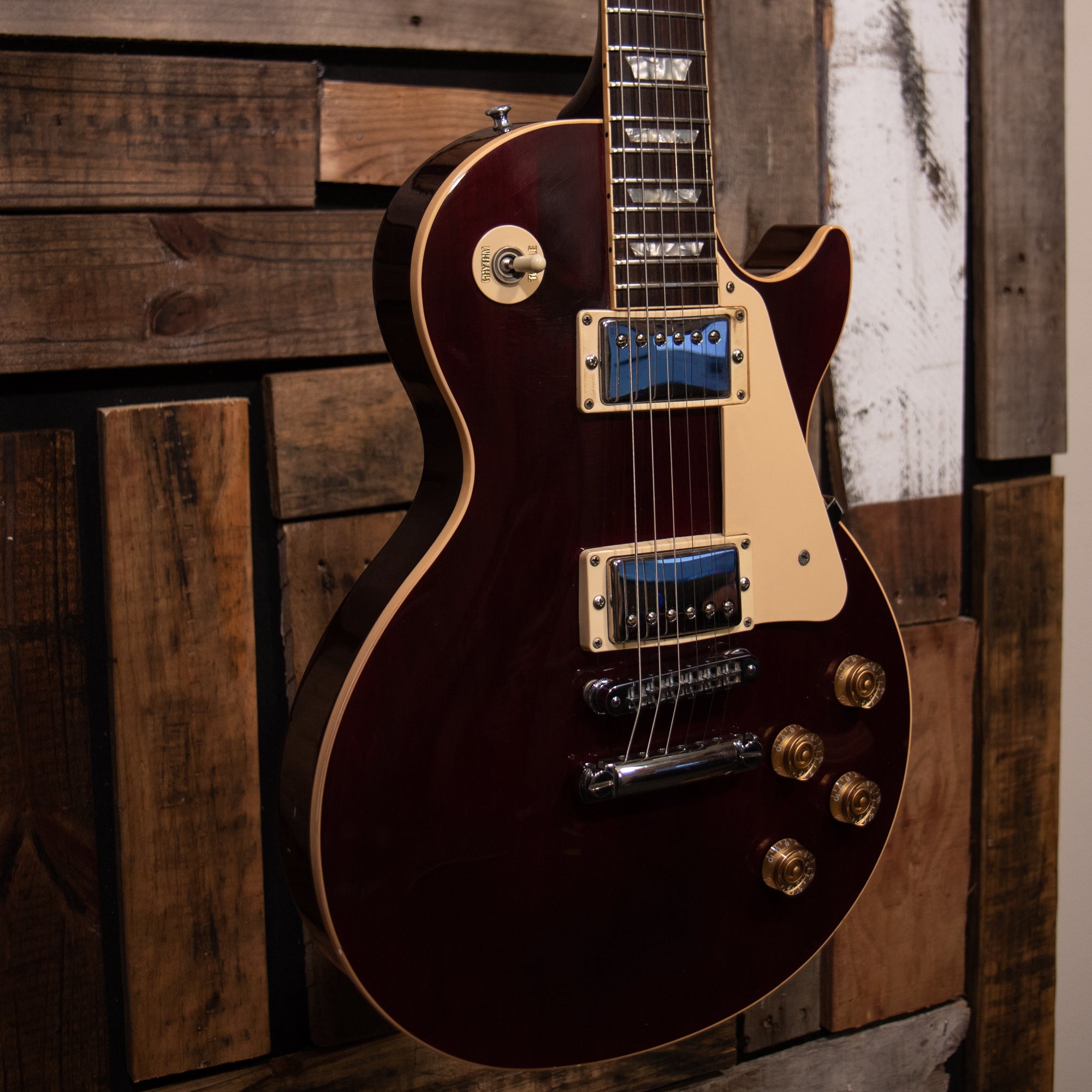 1988 Gibson Les Paul Standard - Wine Red