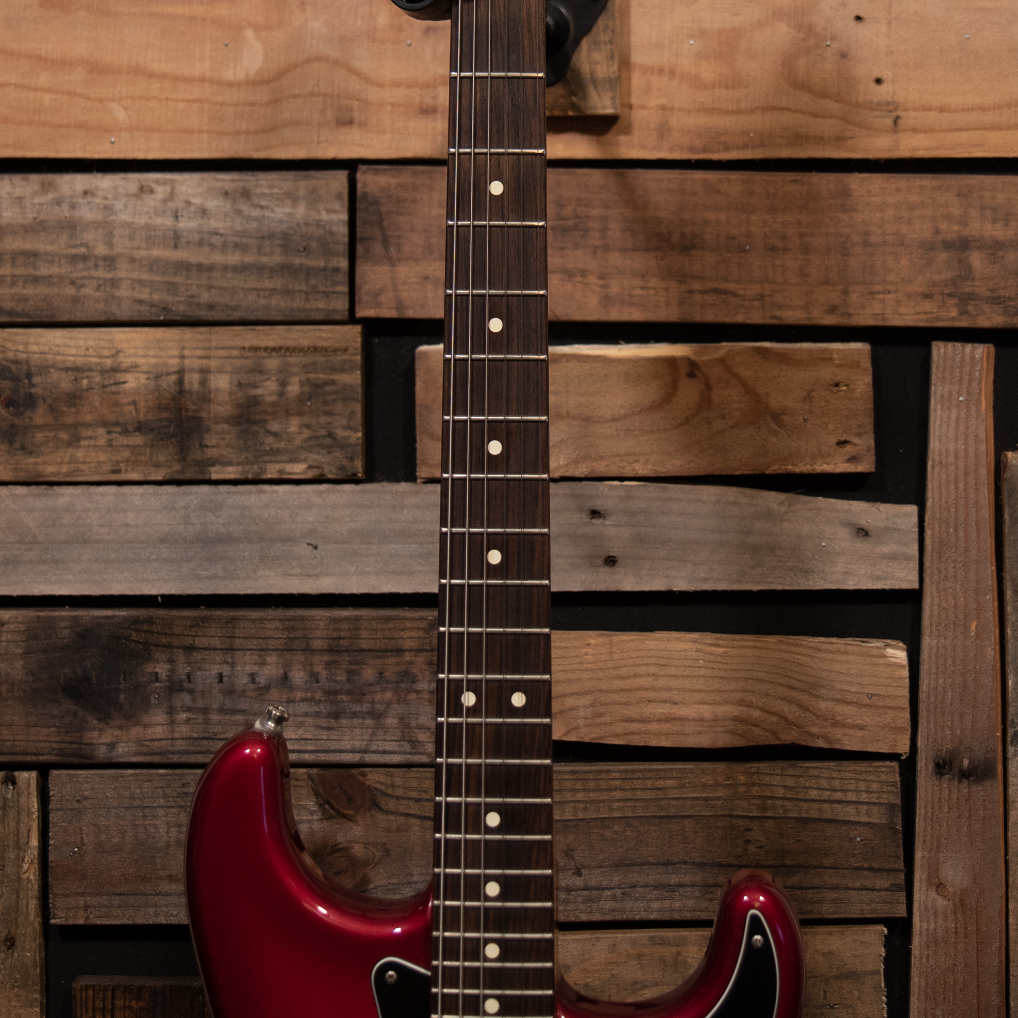 Fender Mexican Standard Stratocaster HSS FSR - Candy Red Burst
