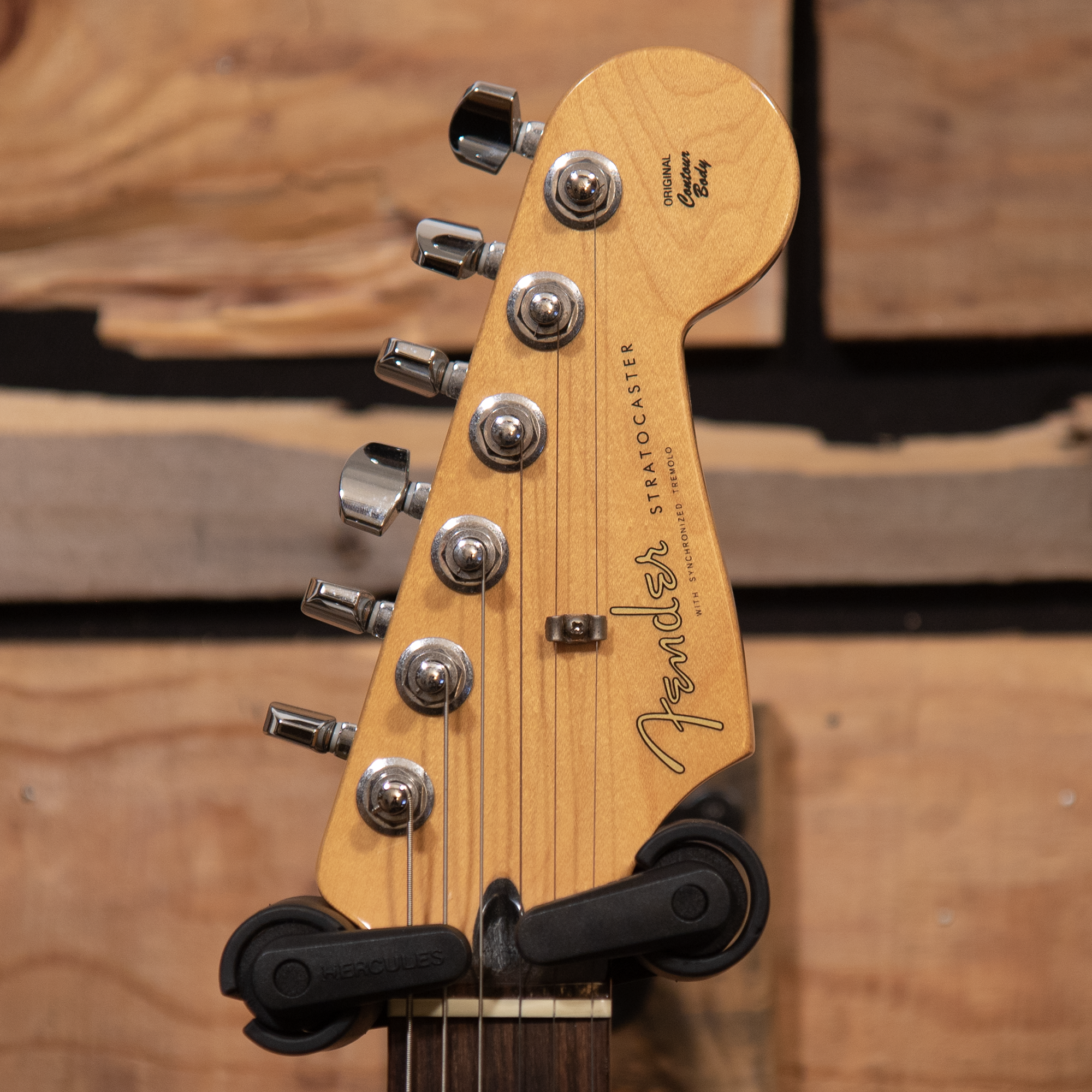 Fender Mexican Standard Stratocaster HSS FSR - Candy Red Burst