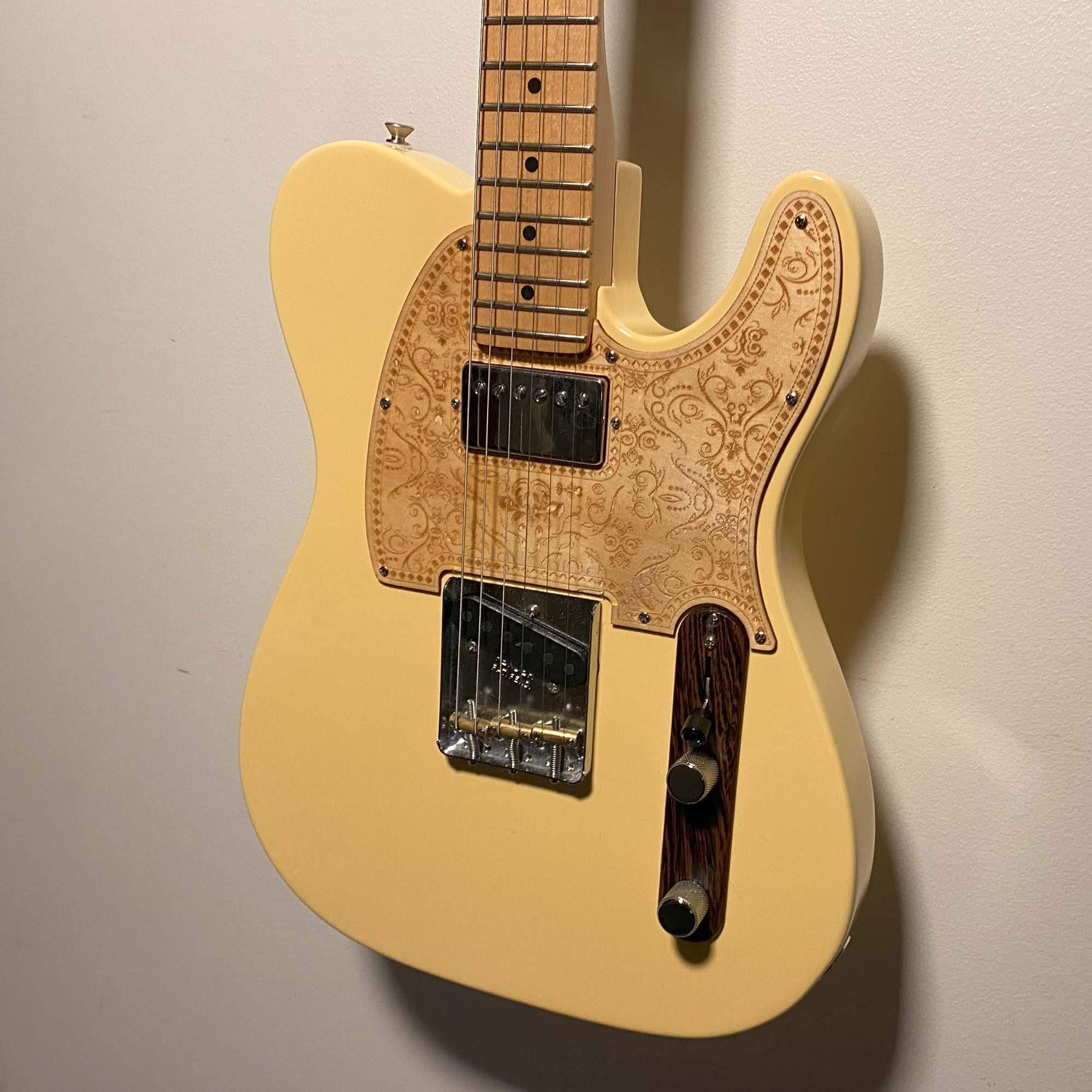 Used American Performer Telecaster Hum - Vintage White