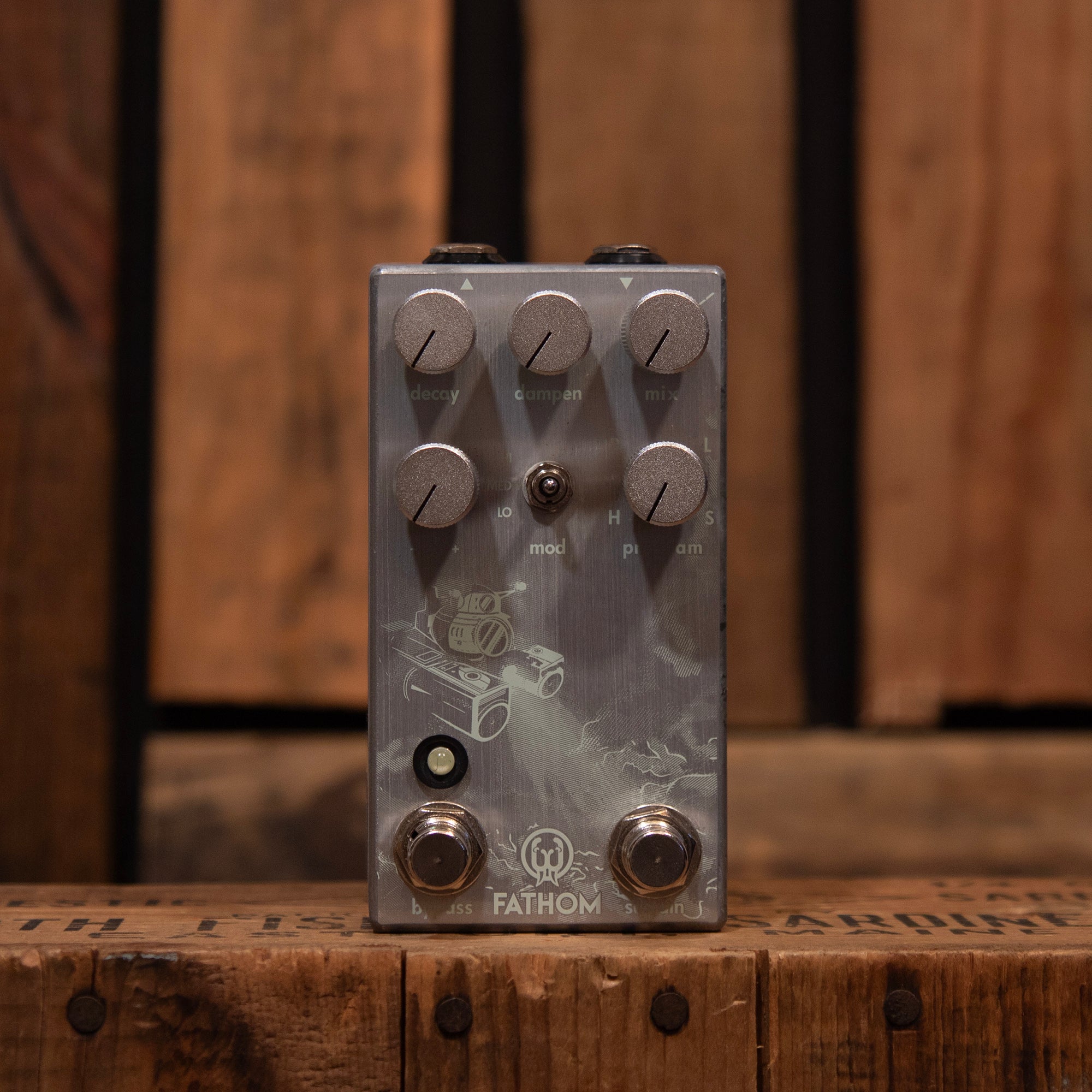 Walrus Audio Fathom Multi-Function Reverb - Platinum