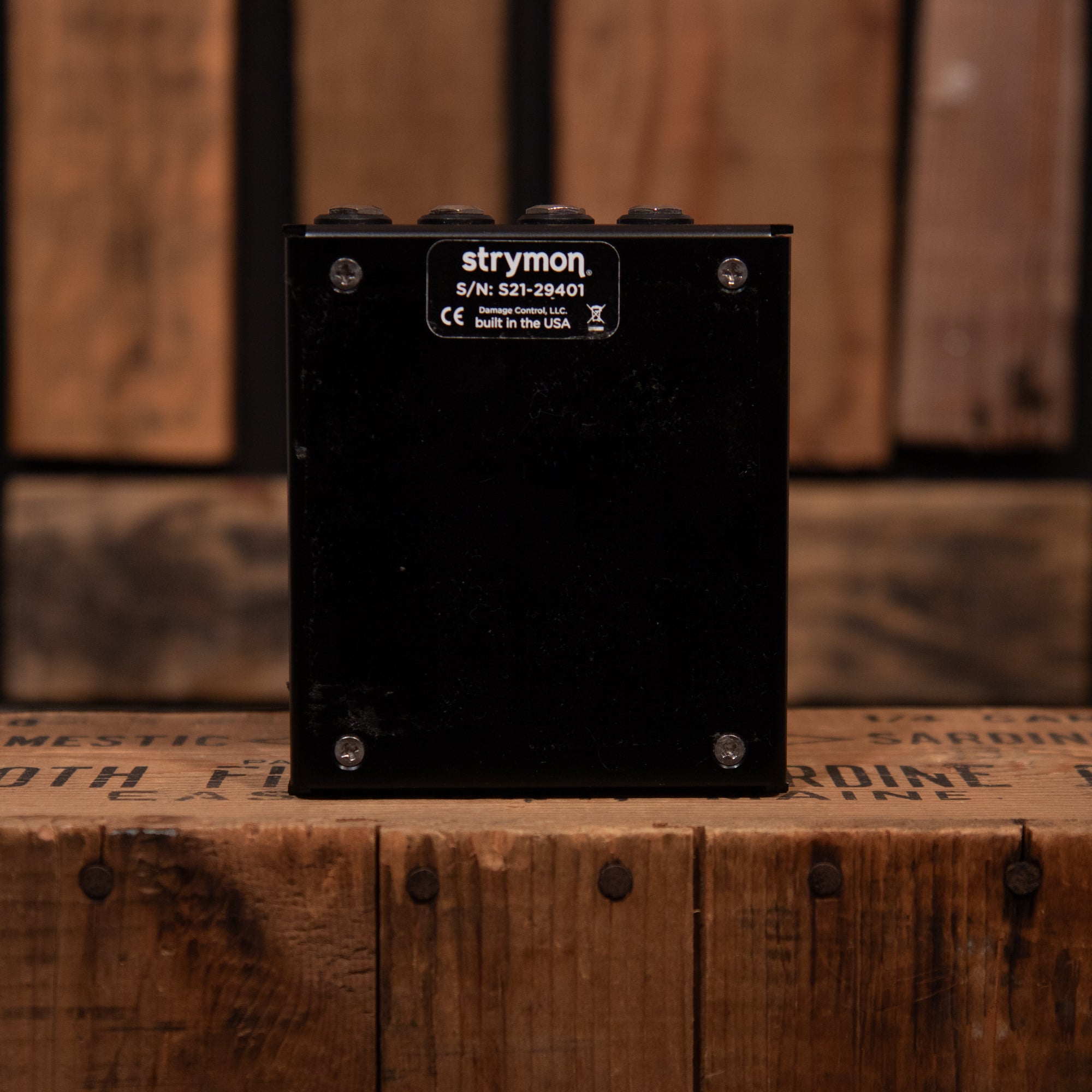 ギター strymon flint v1 strymon | FLINT（Gen1） | トレモロ＆リバーブ | 生産完了品