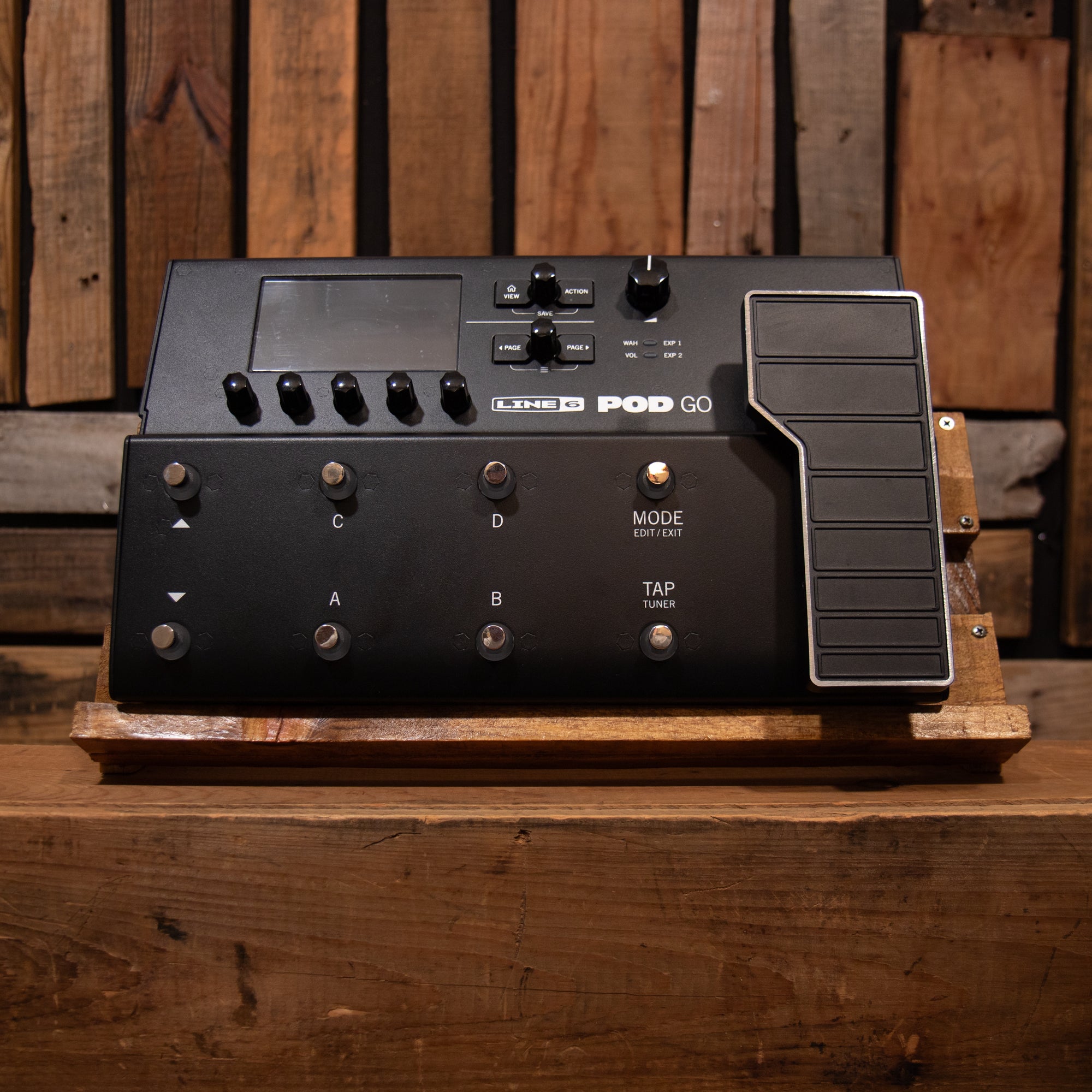 Line 6 POD Go with Pedaltrain Bag