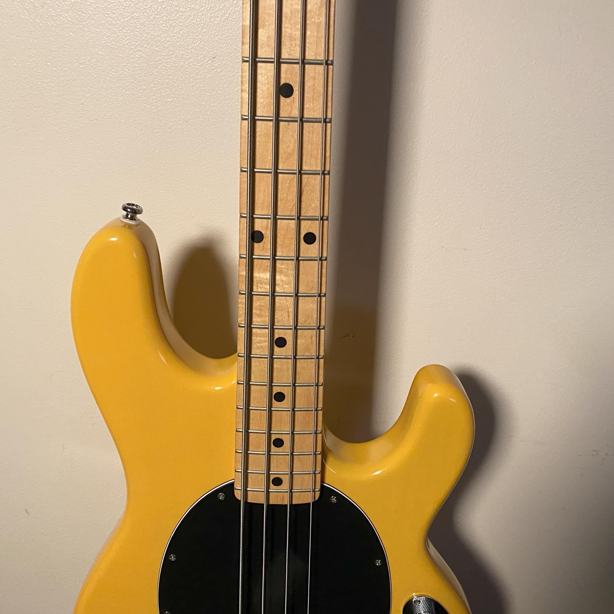 Sterling StingRay Classic Ray24CA - Butterscotch