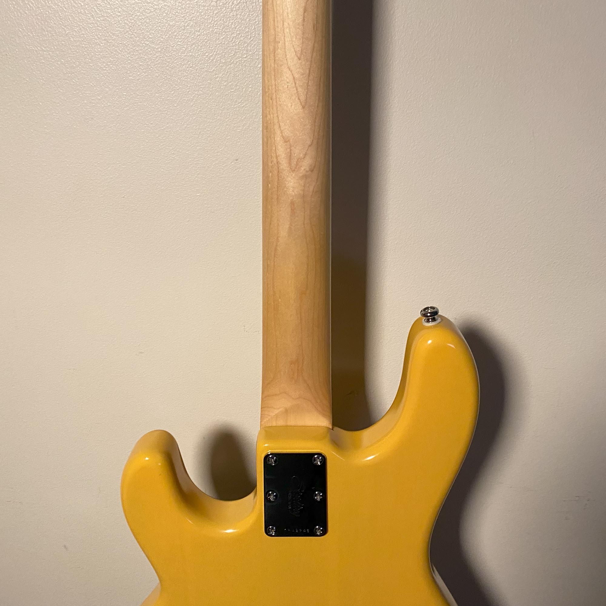 Sterling StingRay Classic Ray24CA - Butterscotch