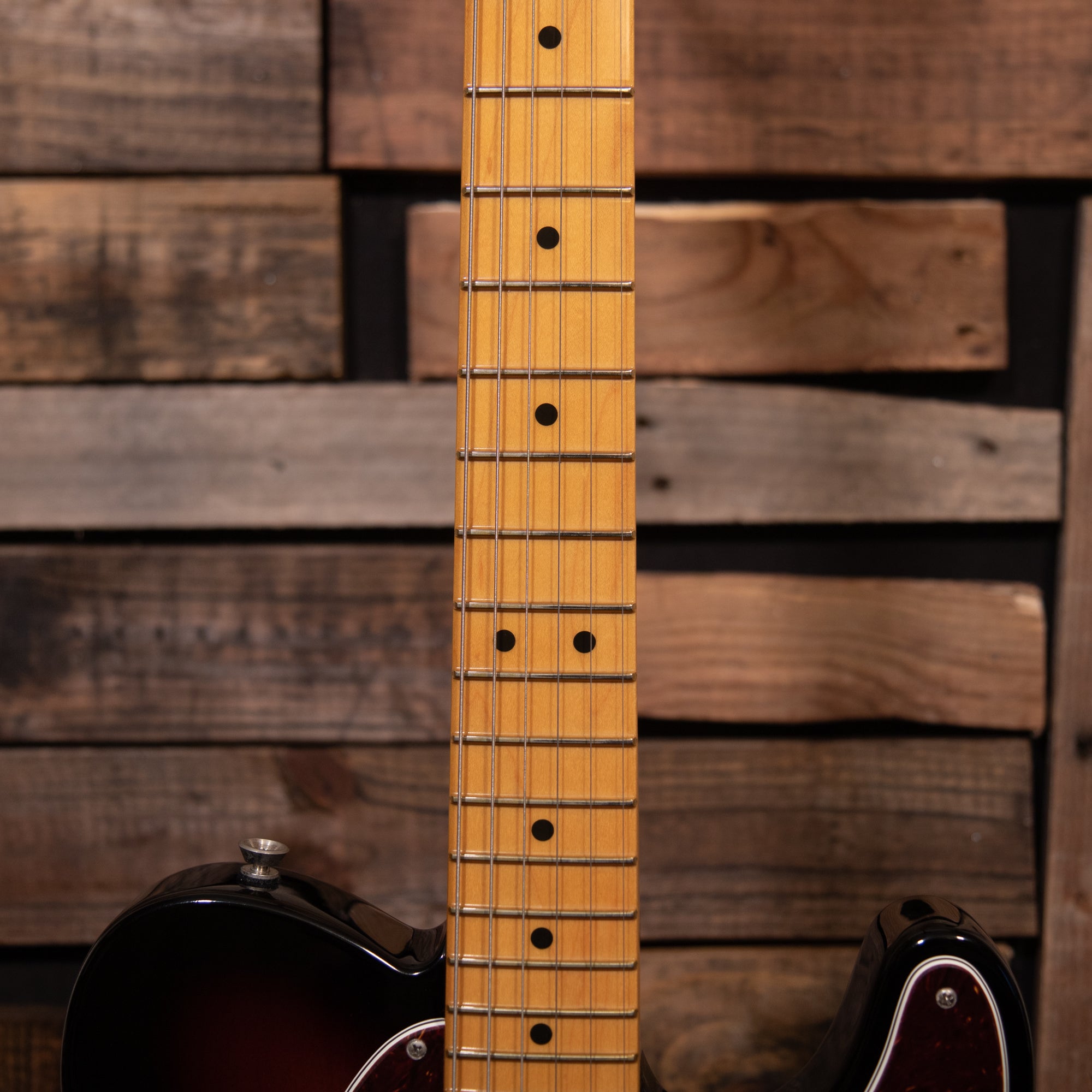 Fender American Professional II Telecaster - 3 Tone Sunburst