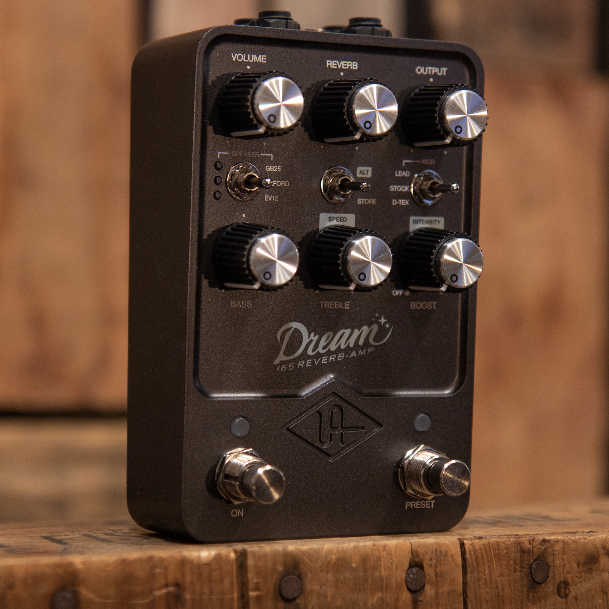 Universal Audio Dream '65 Reverb Amplifier Pedal