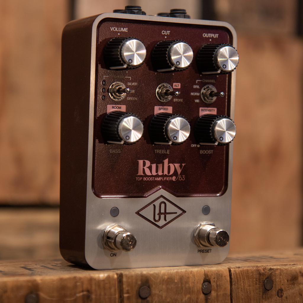 Ruby Pedal Universal Audio Ruby '63 Top Boost Amplifier Pedal