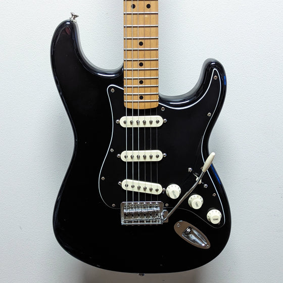 Fender Player Stratocaster Electric Guitar Black 2018