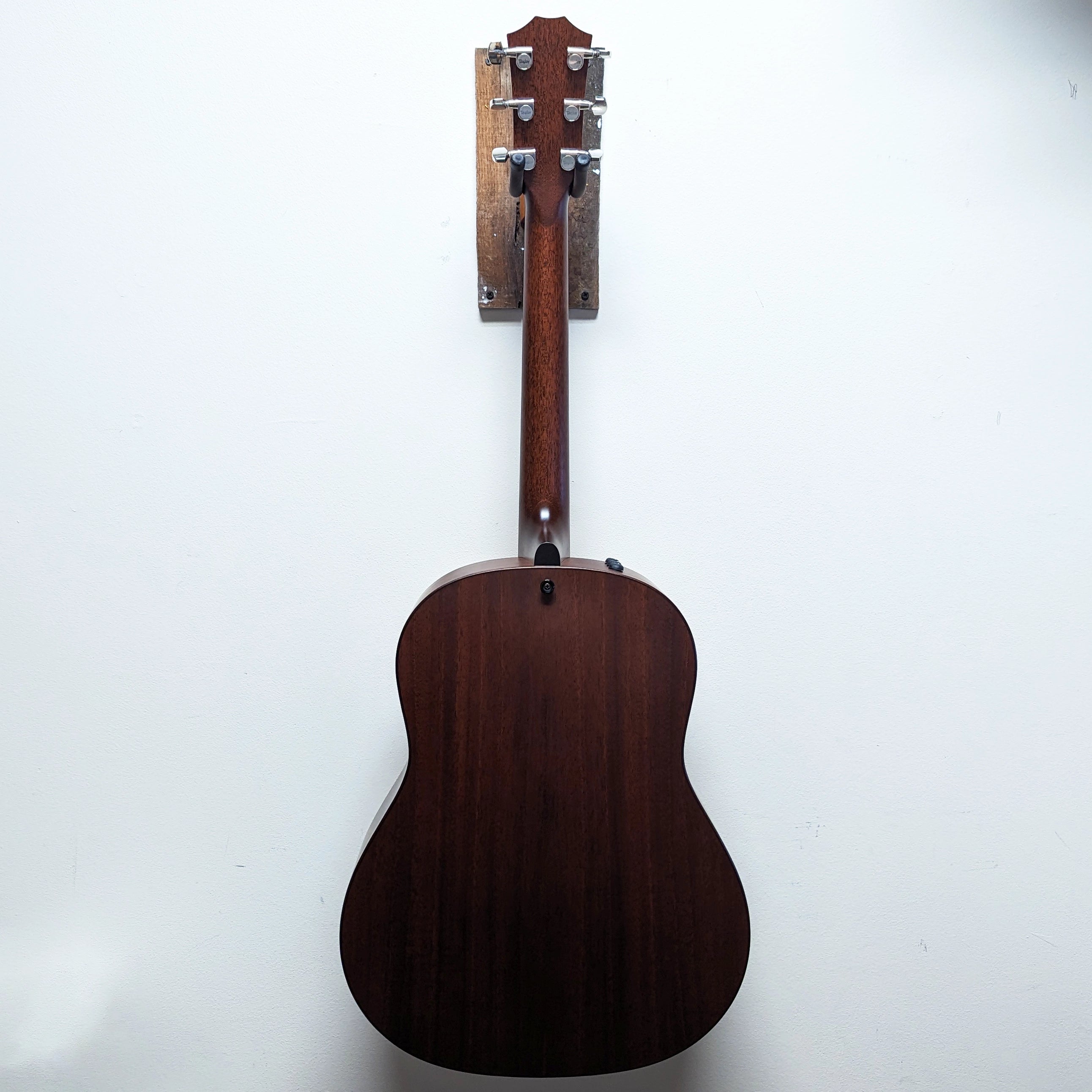 Taylor 517e Builder's Edition Acoustic-Electric Guitar