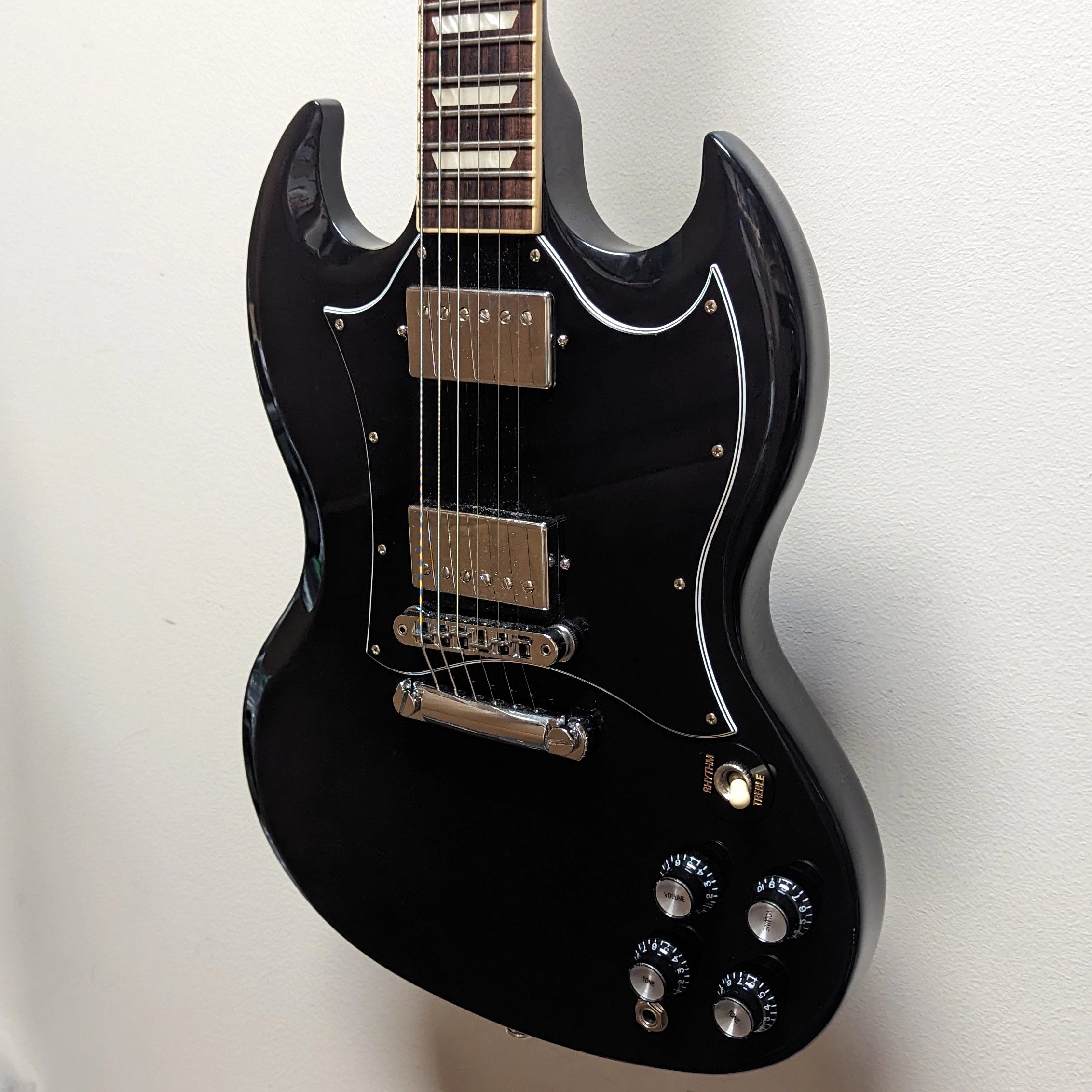 Gibson SG Standard Electric Guitar Black 2021 w/Gig Bag