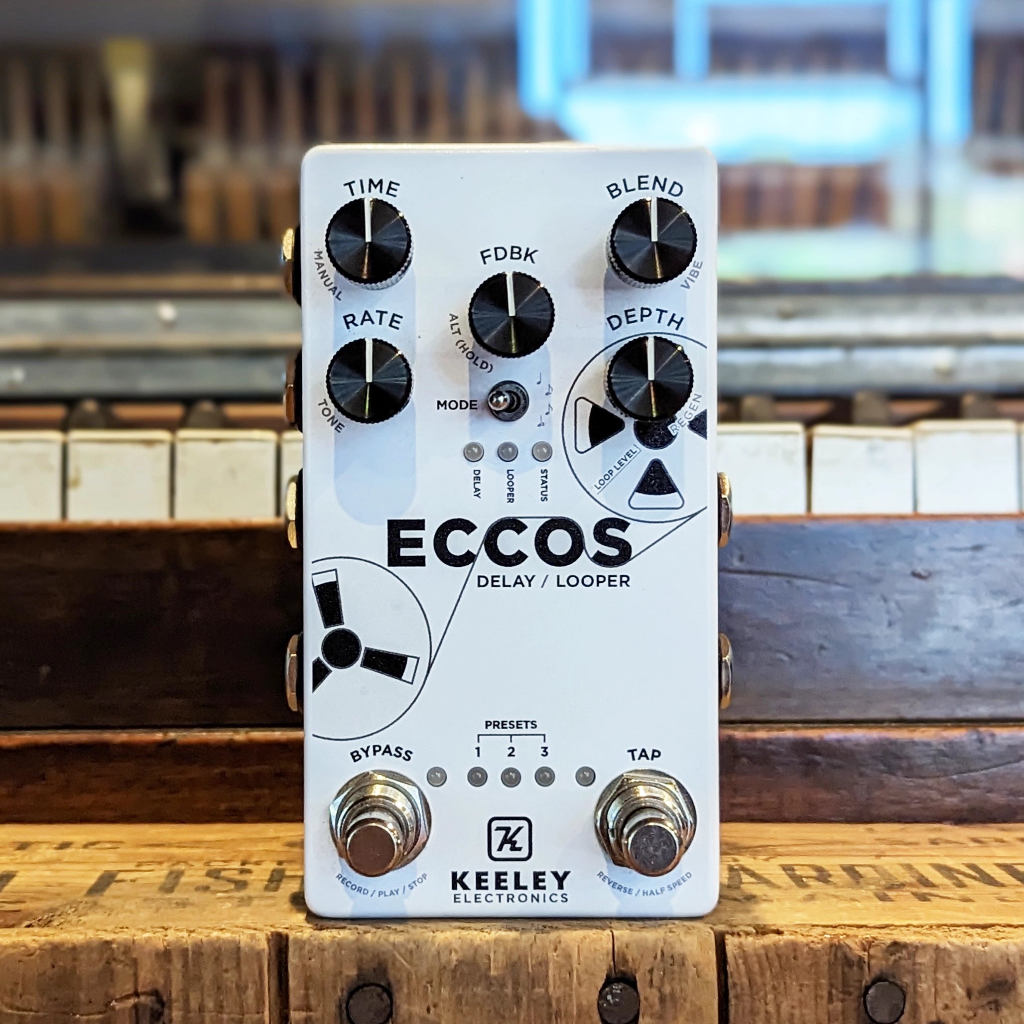 Keeley ECCOS Delay/Looper Pedal