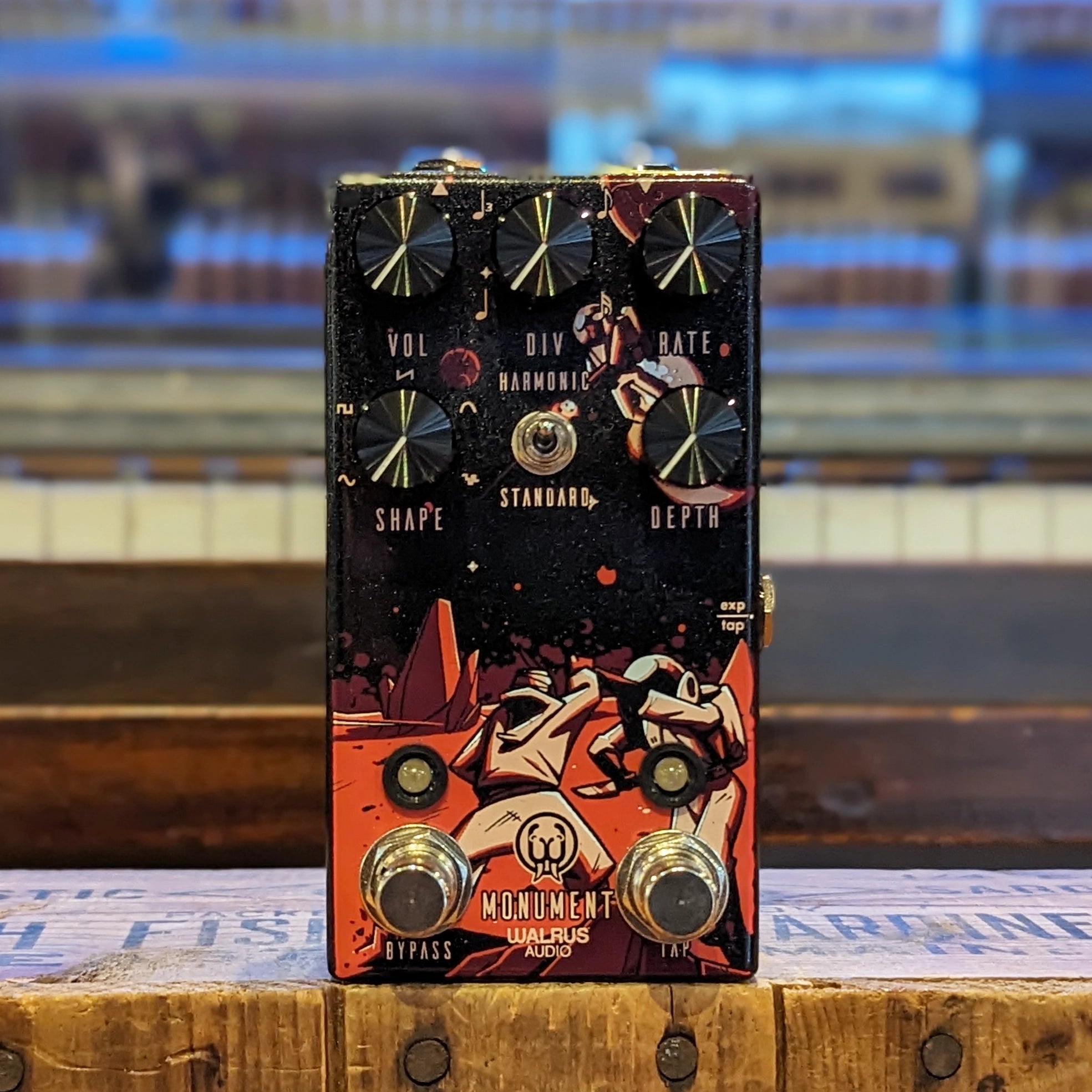 Walrus Audio Monument Limited Edition Harmonic Tremolo Pedal