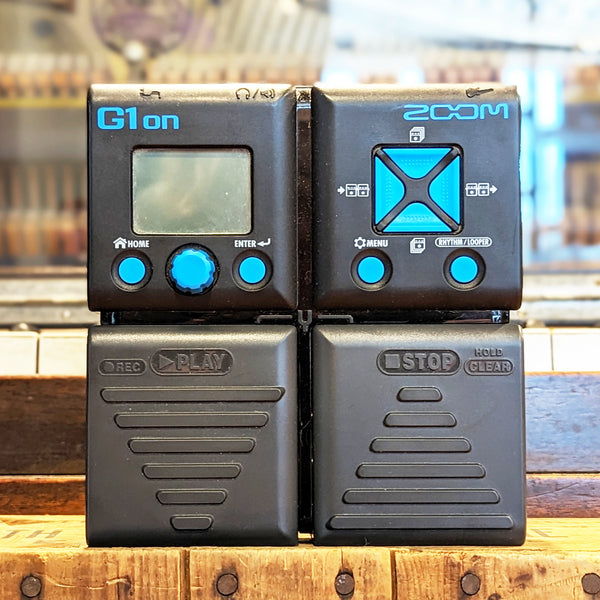 ZOOM G1Xon 中古美品 Zoom G1Xon Guitar Effects Pedal with Expression Pedal for