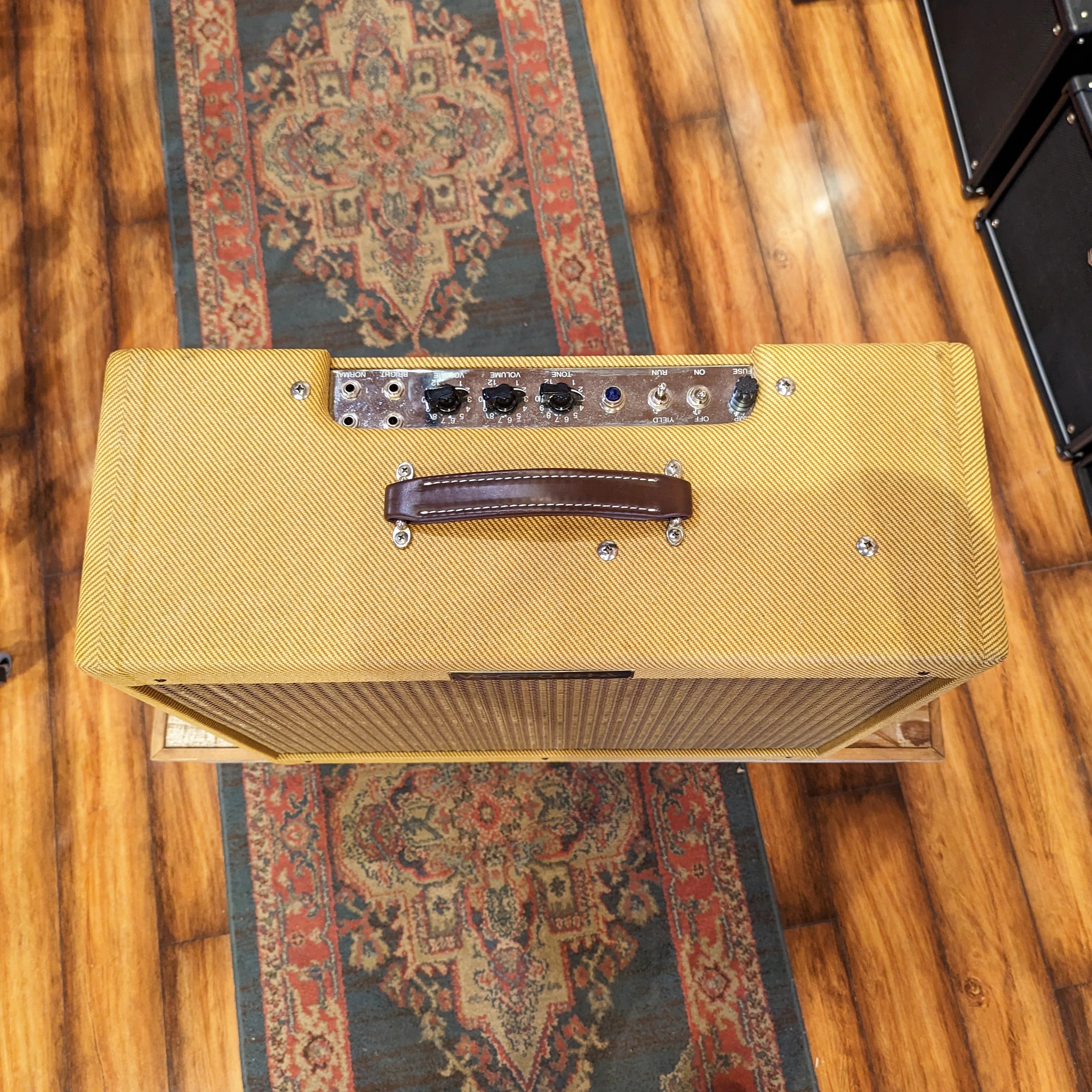 Victoria Double Deluxe Electric Guitar Amp