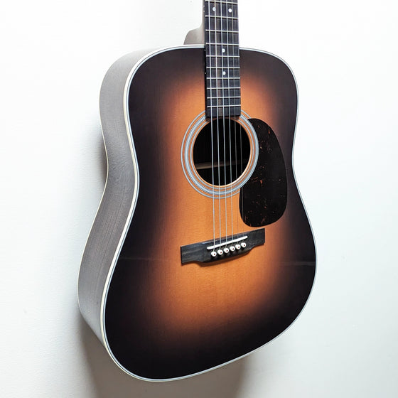 Martin 2023 NAMM Special D28 Acoustic Guitar 1935 Digital Microburst Finish w/HSC
