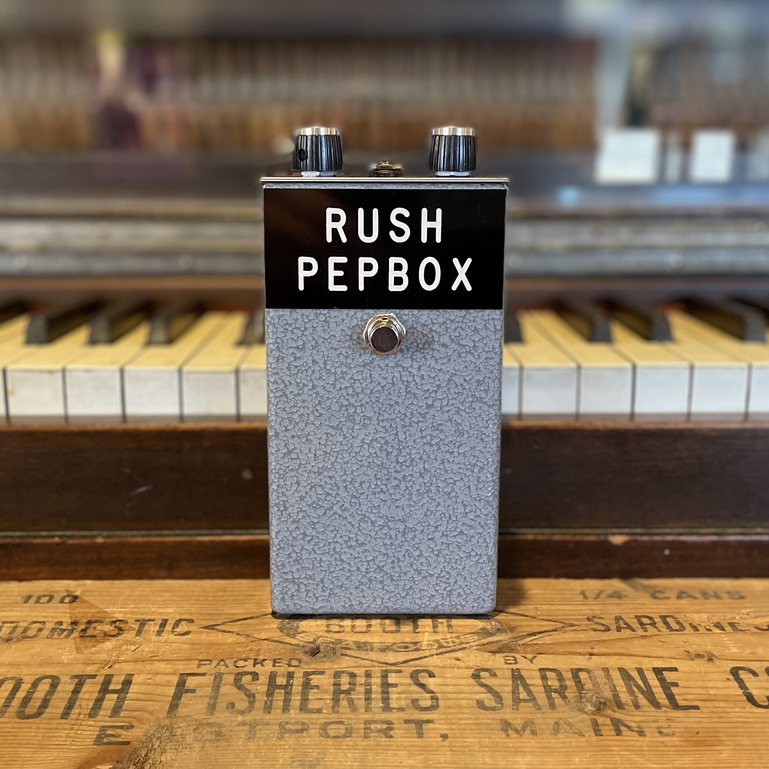 Rush Pepbox Fuzz Pedal (Output Jack Mod)