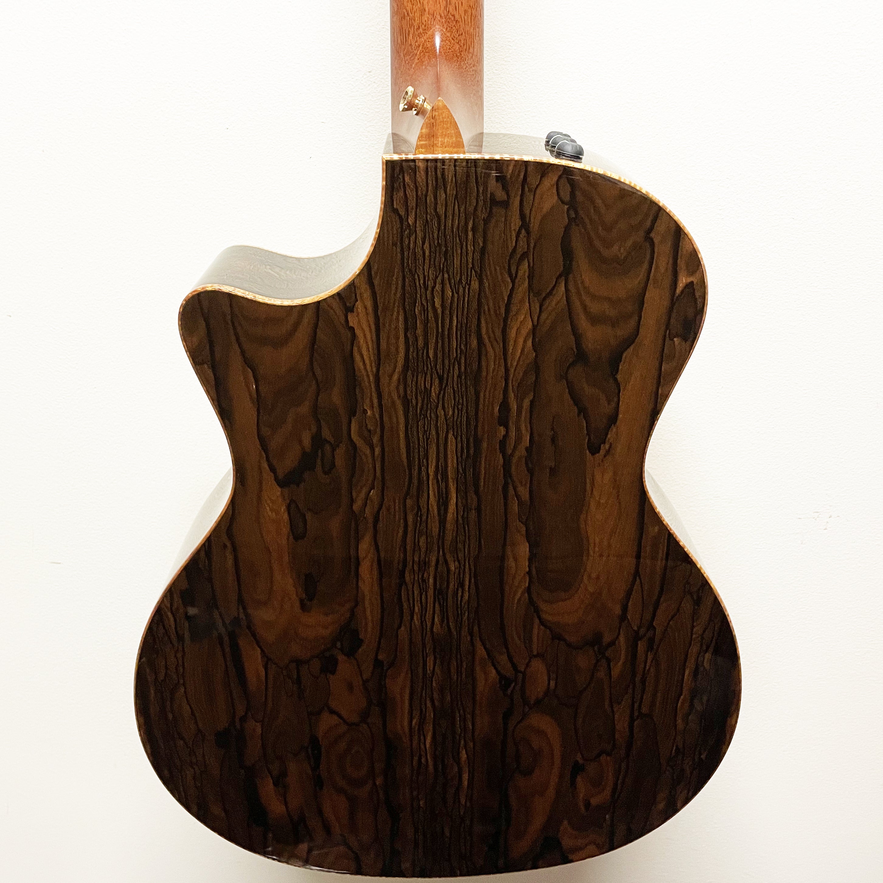 Taylor Custom Grand Auditorium Ziricote/Spruce #5 of 25