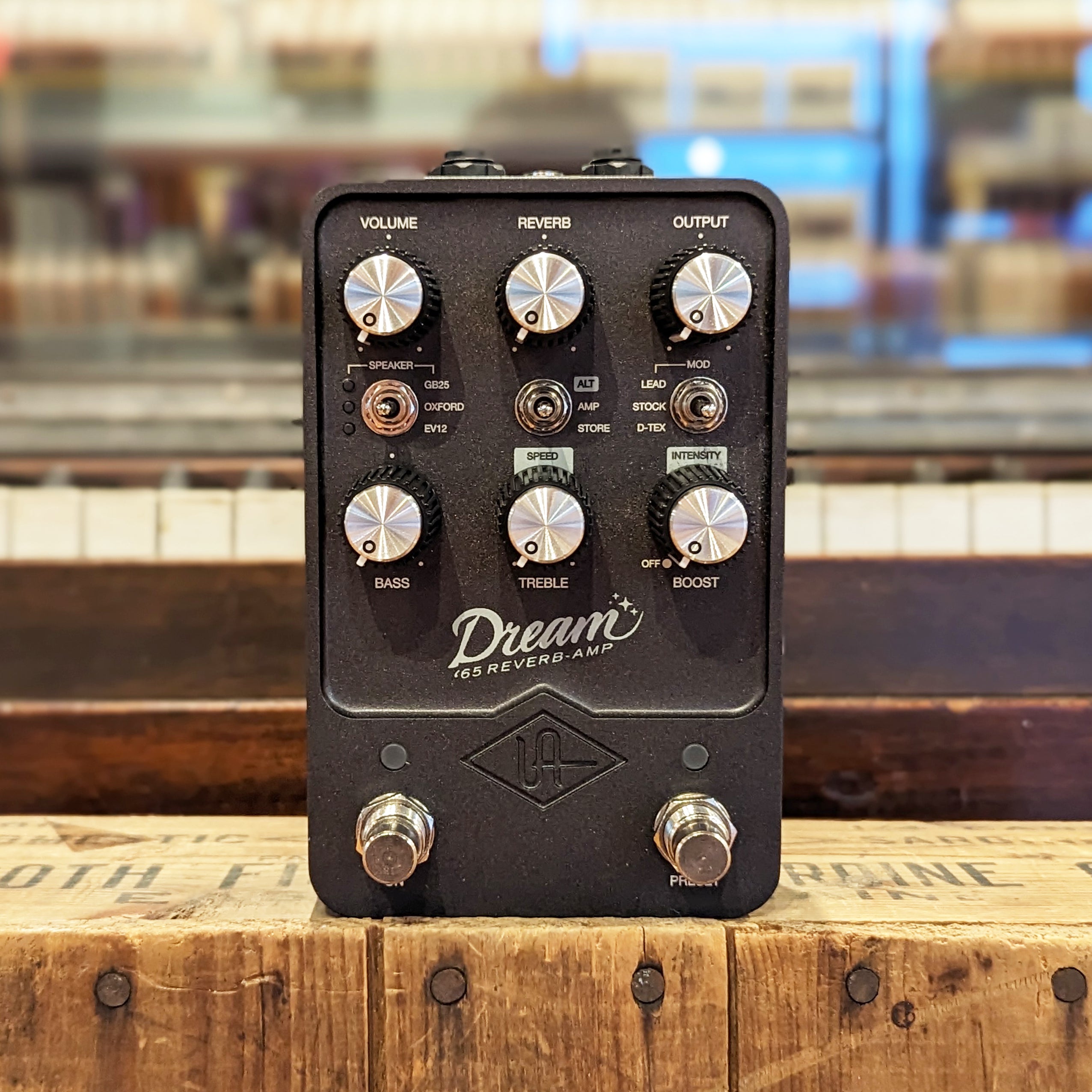 Universal Audio Dream '65 Reverb Amp Simulator Pedal w/Box