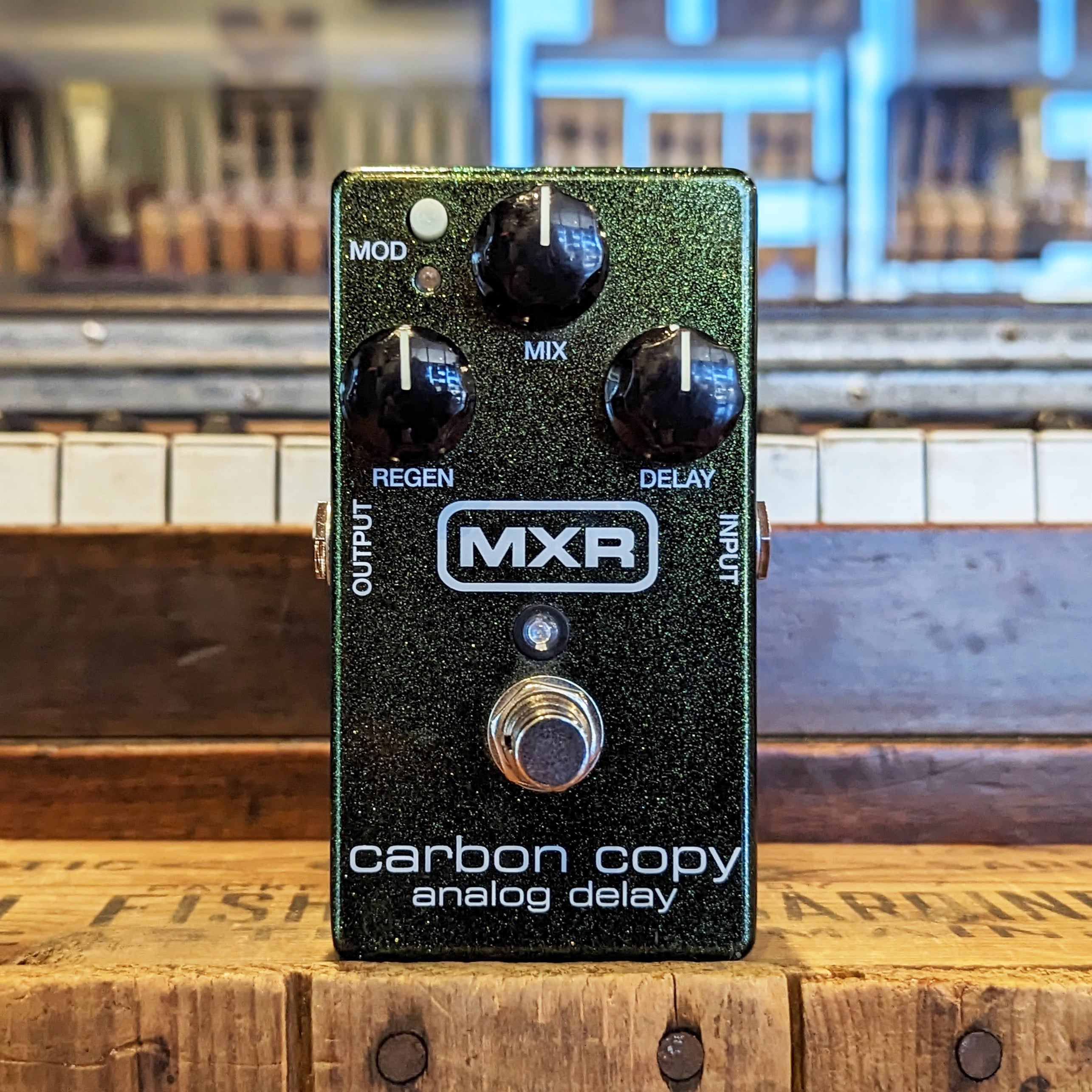 MXR Carbon Copy Delay Pedal