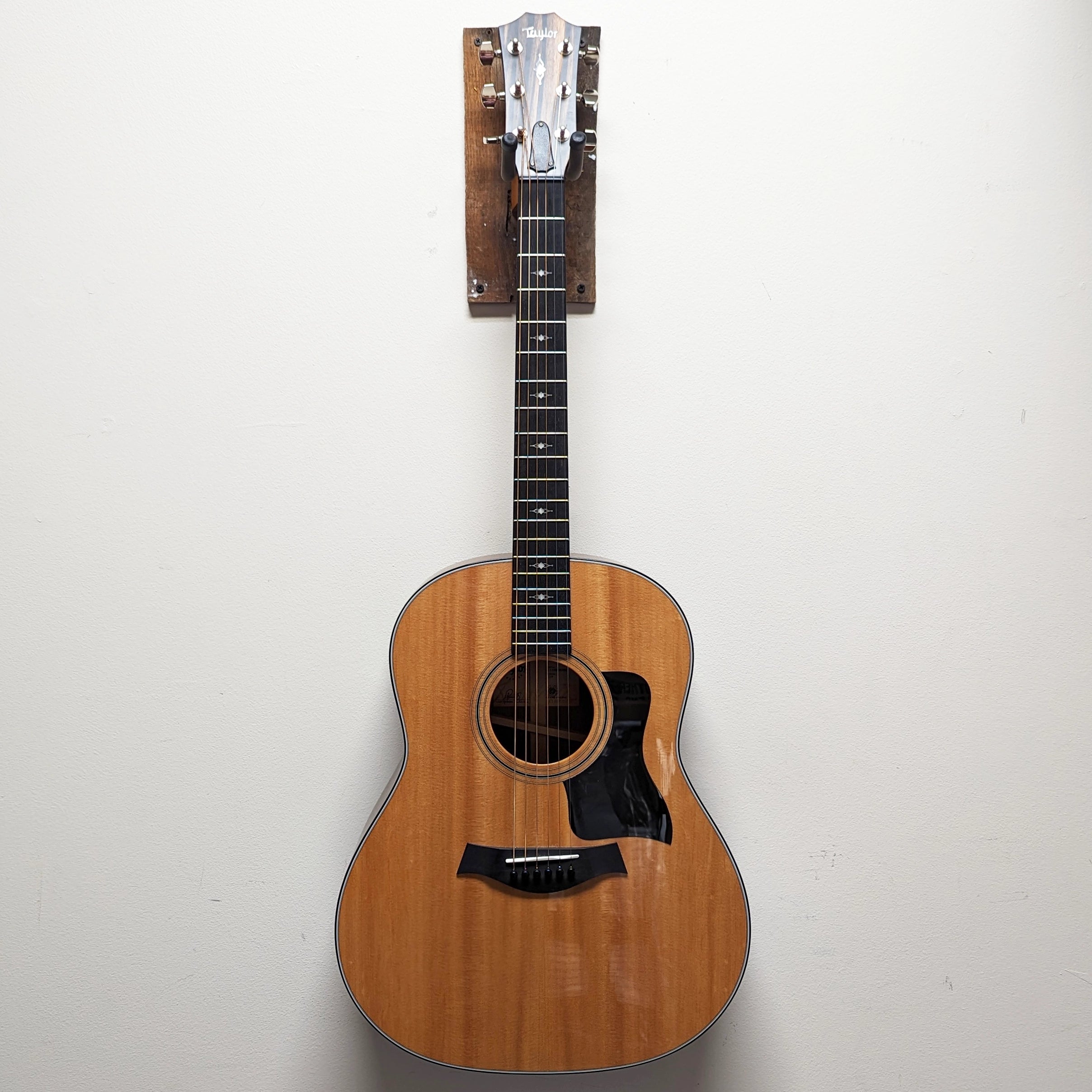 Taylor 317 Acoustic Guitar 2018 w/HSC