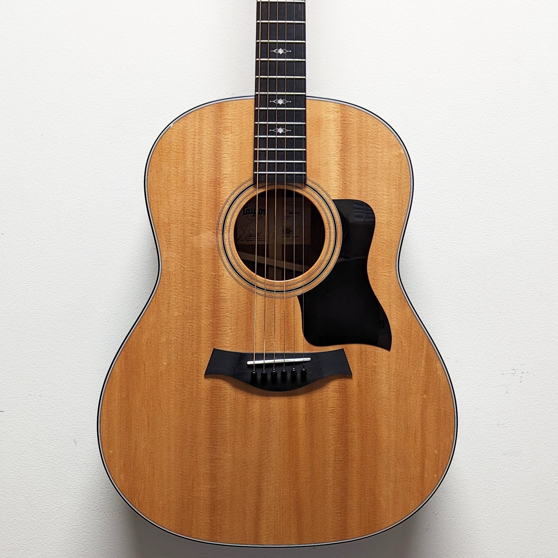 Taylor 317 Acoustic Guitar 2018 w/HSC